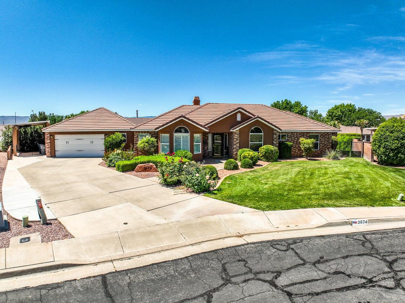 BLOOMINGTON LANE - Residential