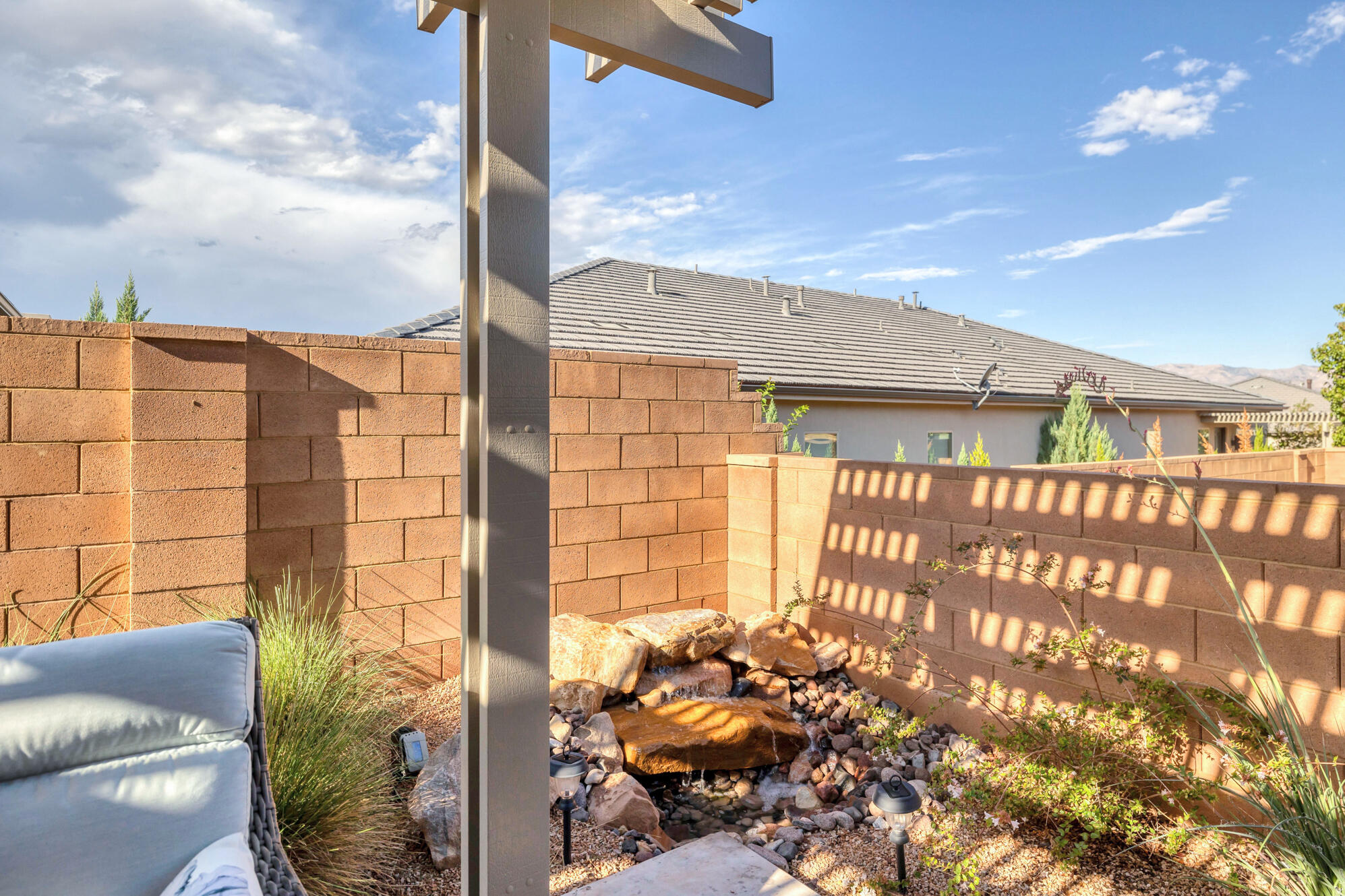 VILLAS AT SUN RIVER - Residential