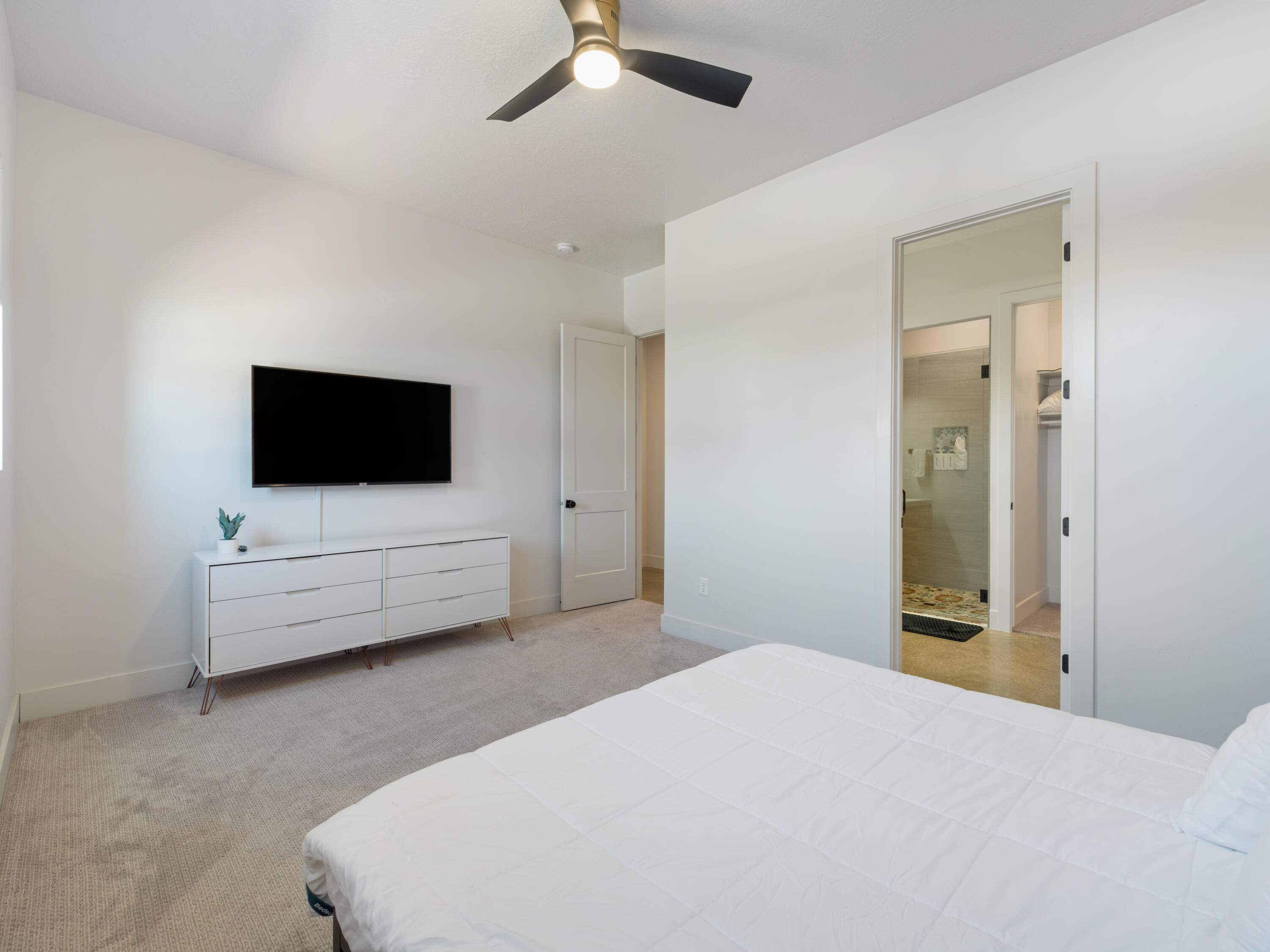 RETREAT AT SAND HOLLOW RESORT - Residential