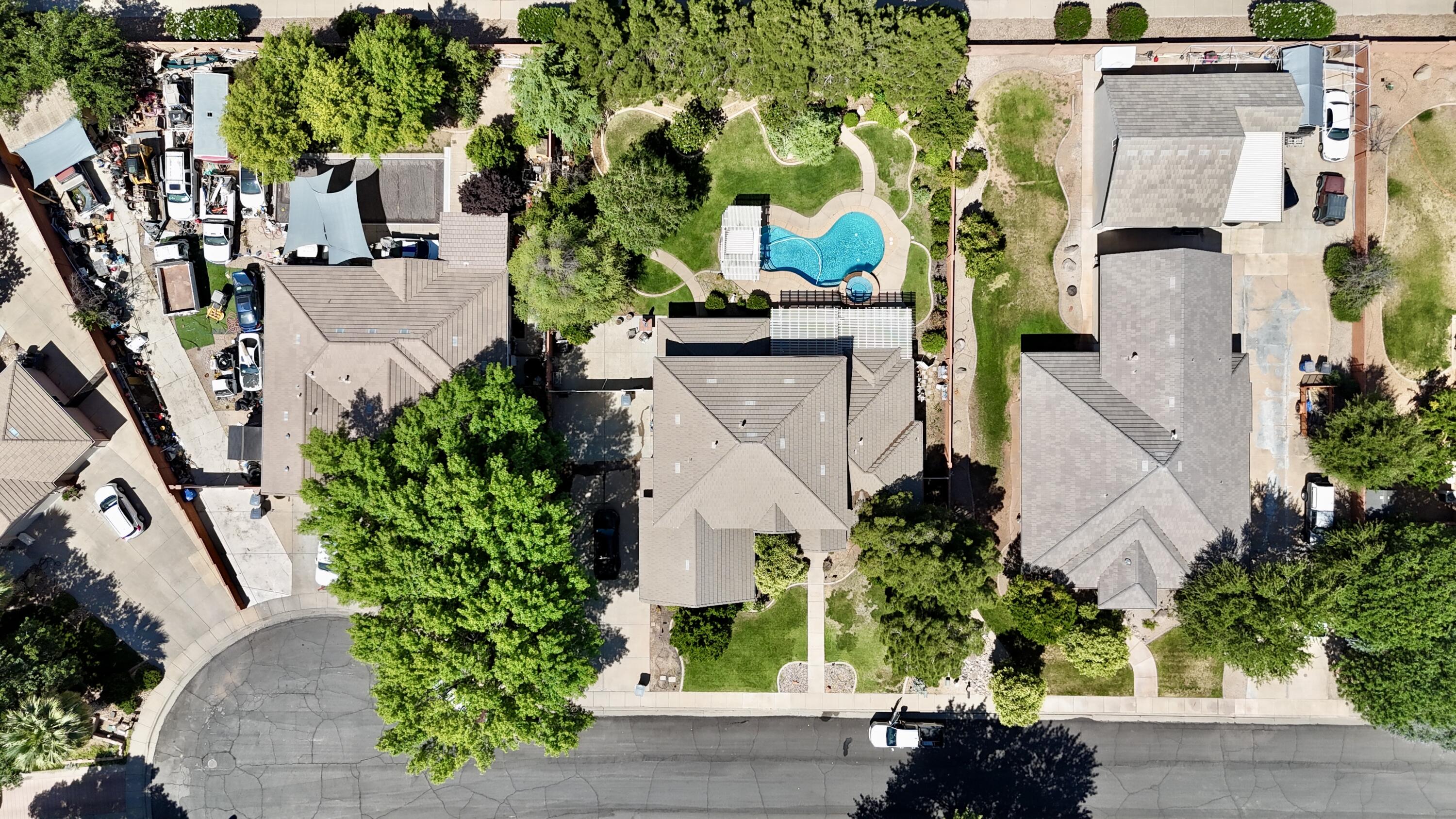 SPRING HILL ESTATES - Residential