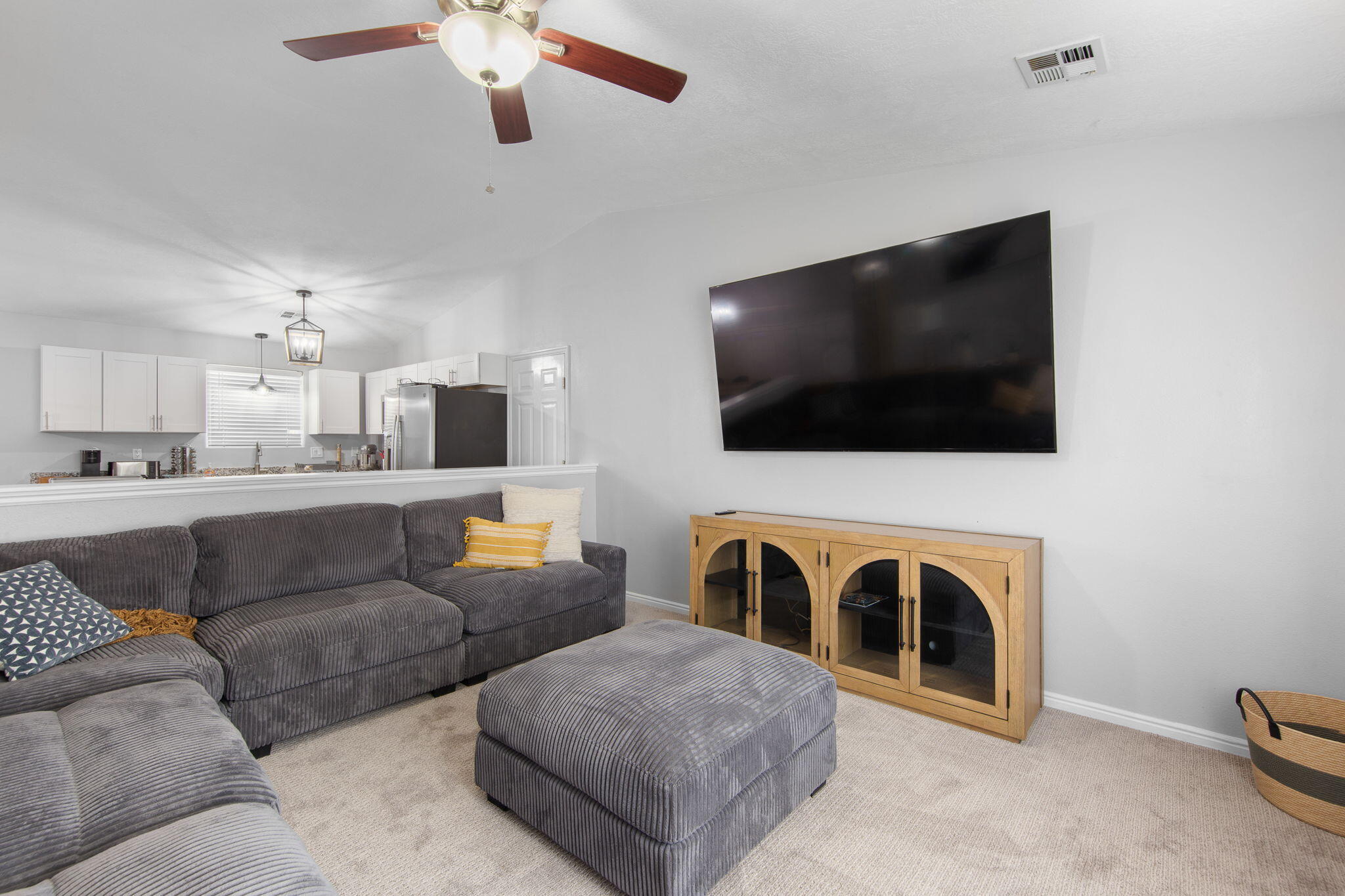 SPRING HILL ESTATES - Residential