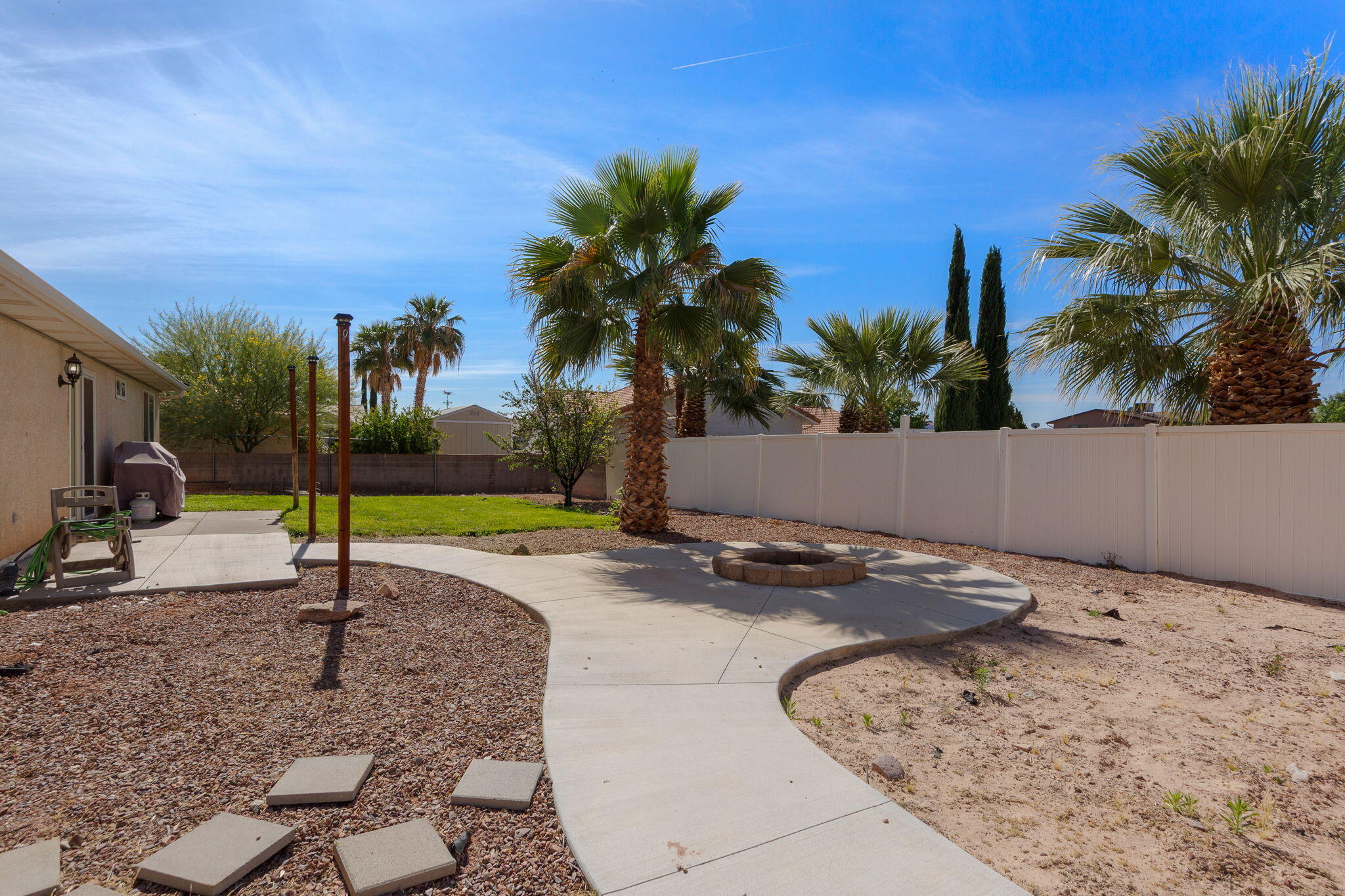 SPRING HILL ESTATES - Residential