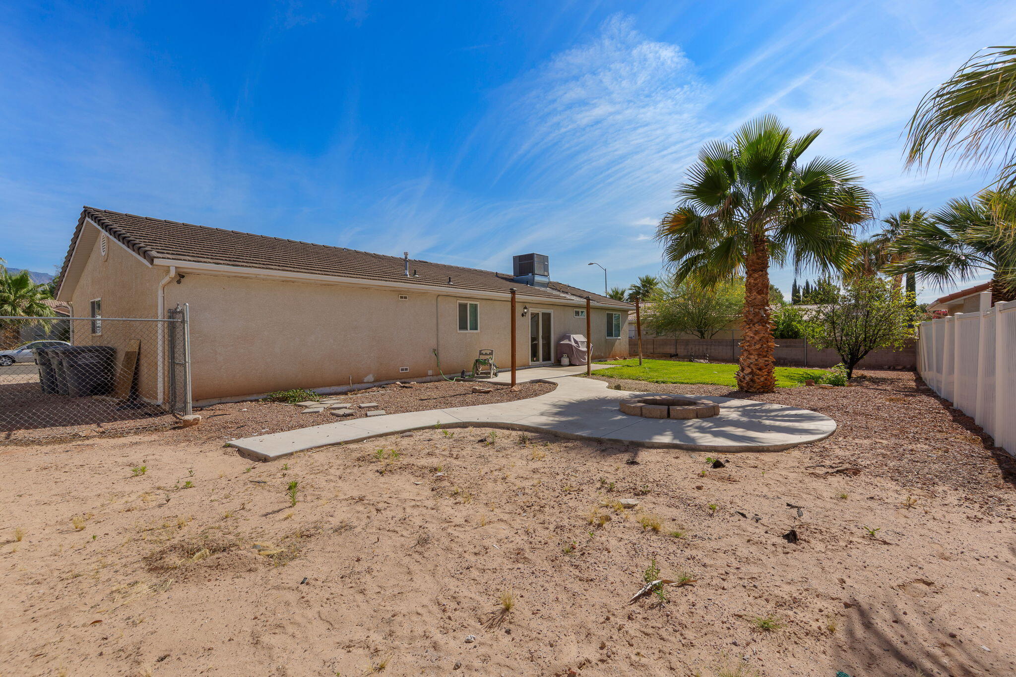 SPRING HILL ESTATES - Residential