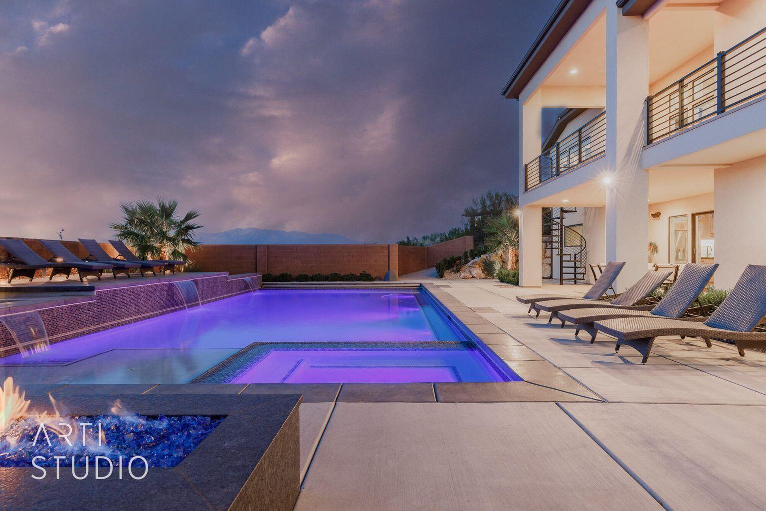 DESERTS EDGE - Residential