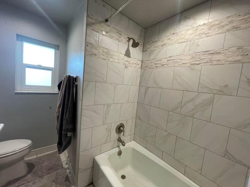 MIDDLETON TOWN - Residential
