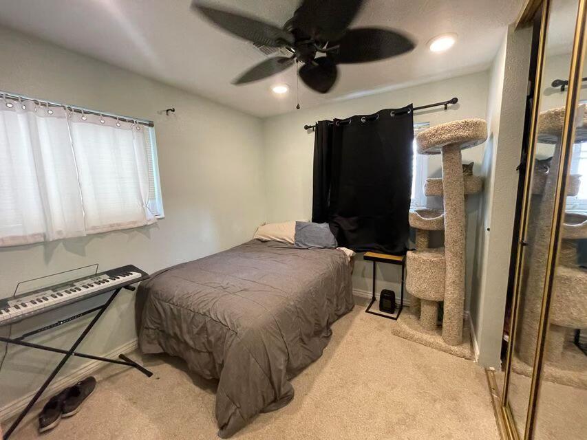 MIDDLETON TOWN - Residential