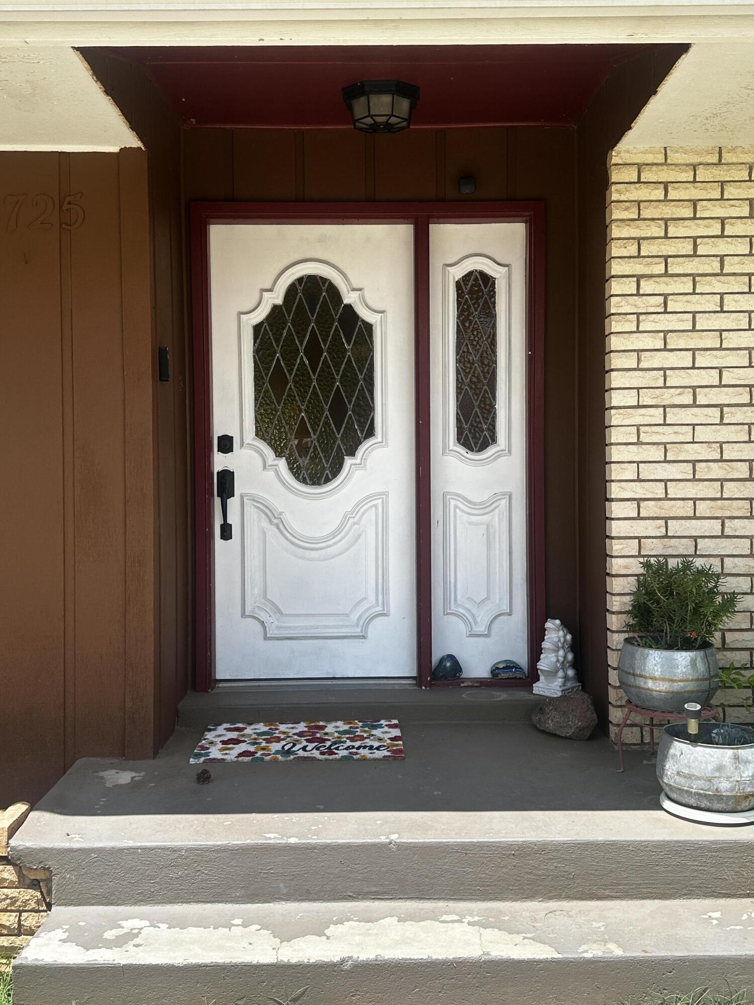 MIDDLETON TOWN - Residential