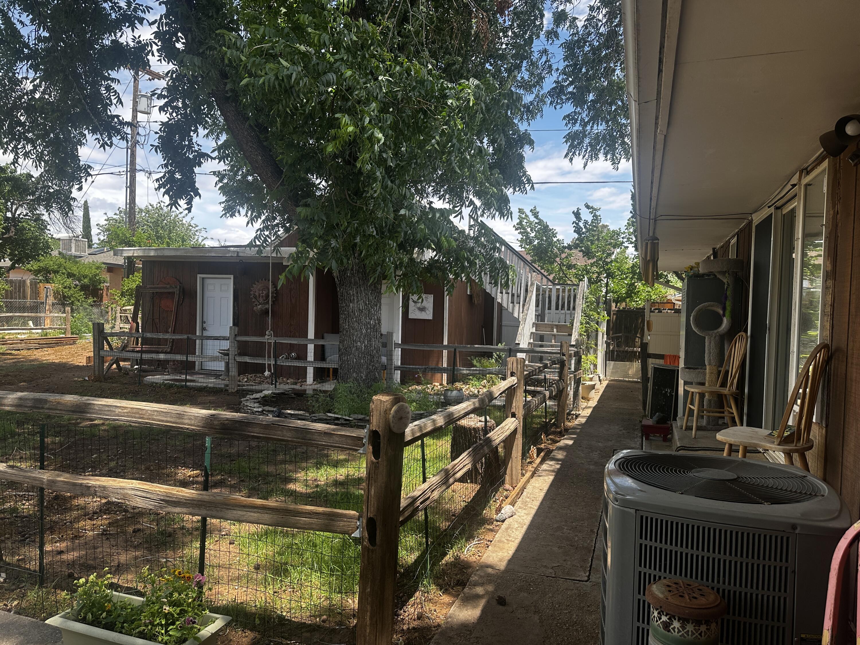 MIDDLETON TOWN - Residential