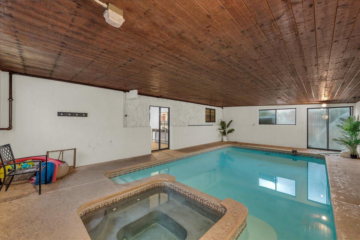 LA VERKIN ESTATES - Residential