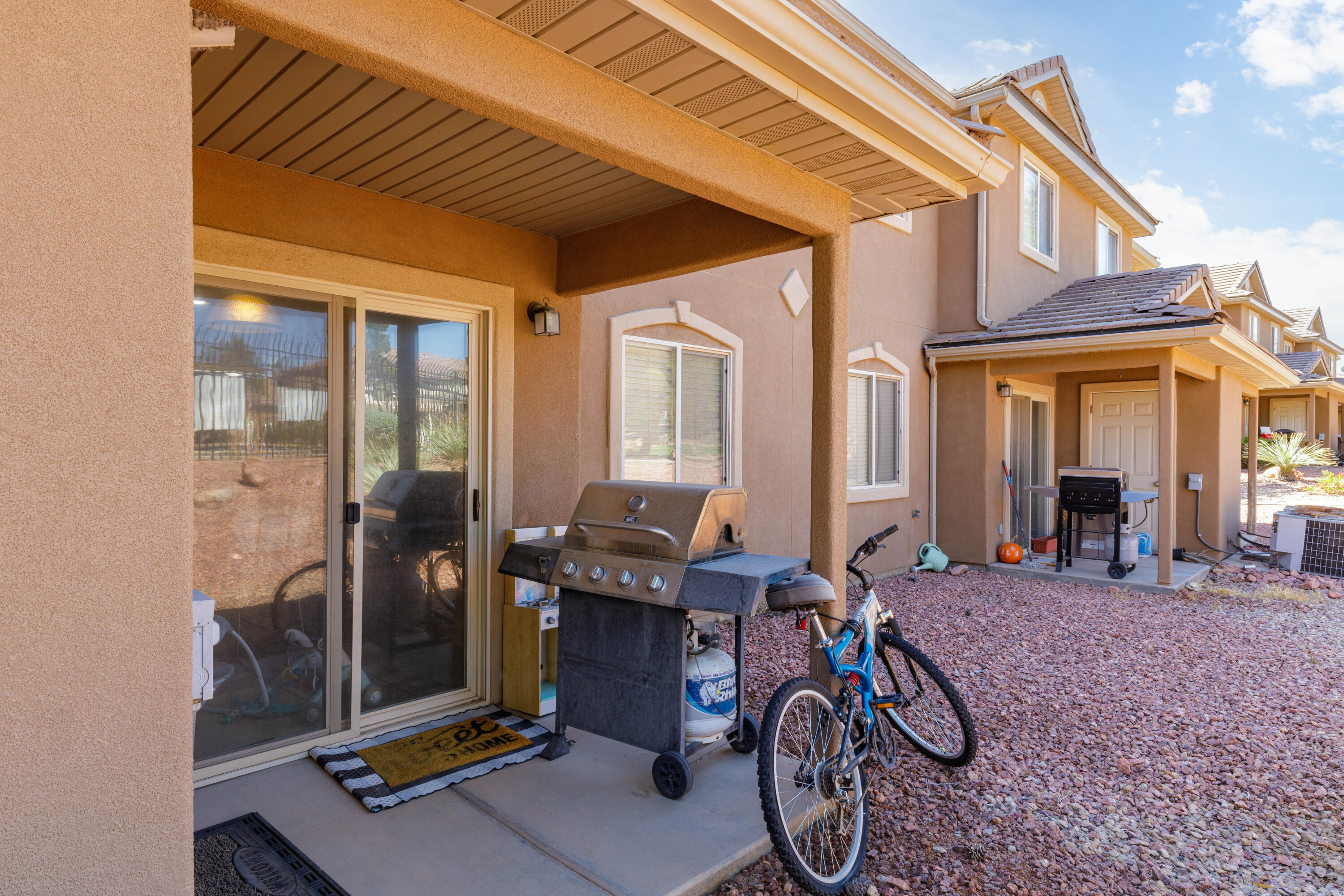 HIDDEN VALLEY TOWN HOMES - Residential