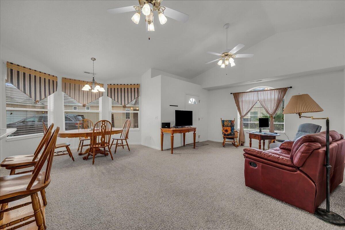 ENGLISH OAKS ESTATES - Residential