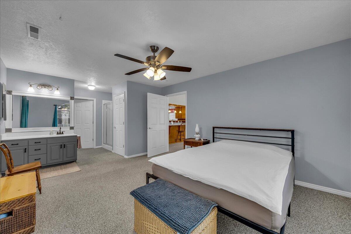 ENGLISH OAKS ESTATES - Residential
