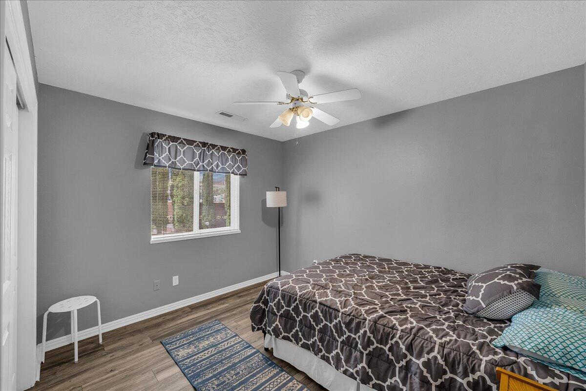 ENGLISH OAKS ESTATES - Residential