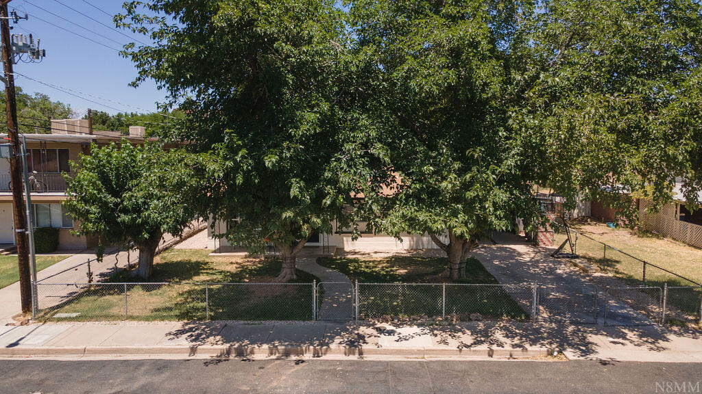 ST GEORGE TOWNSITE - Residential