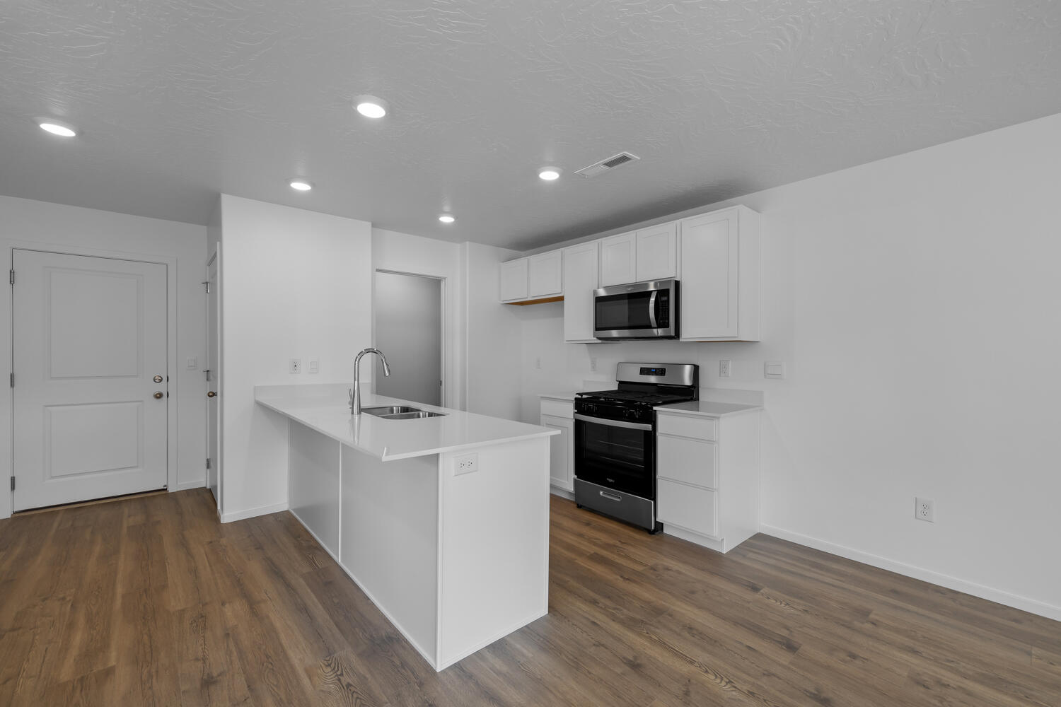 LAVENDER CANYON AT LONG VALLEY - Residential