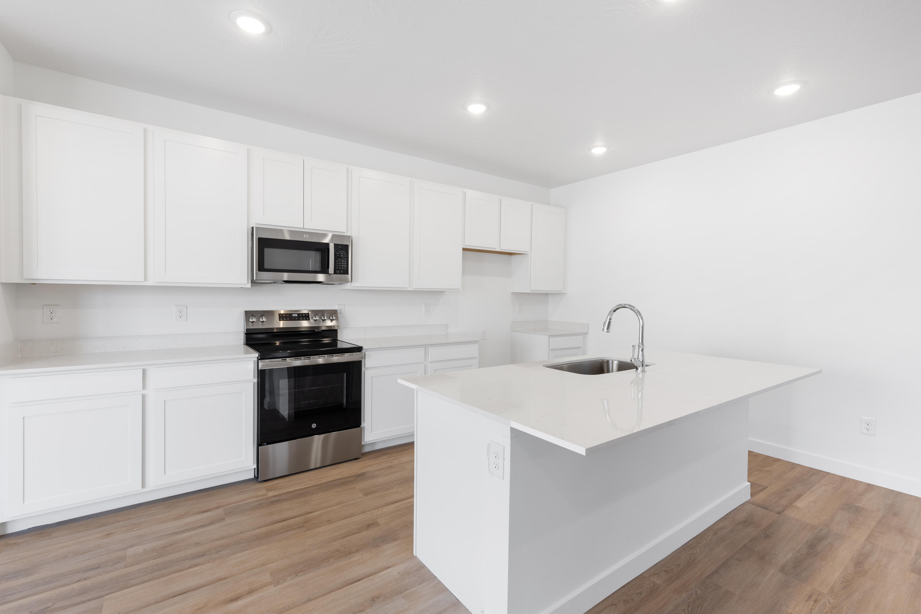 CORDERO - Residential