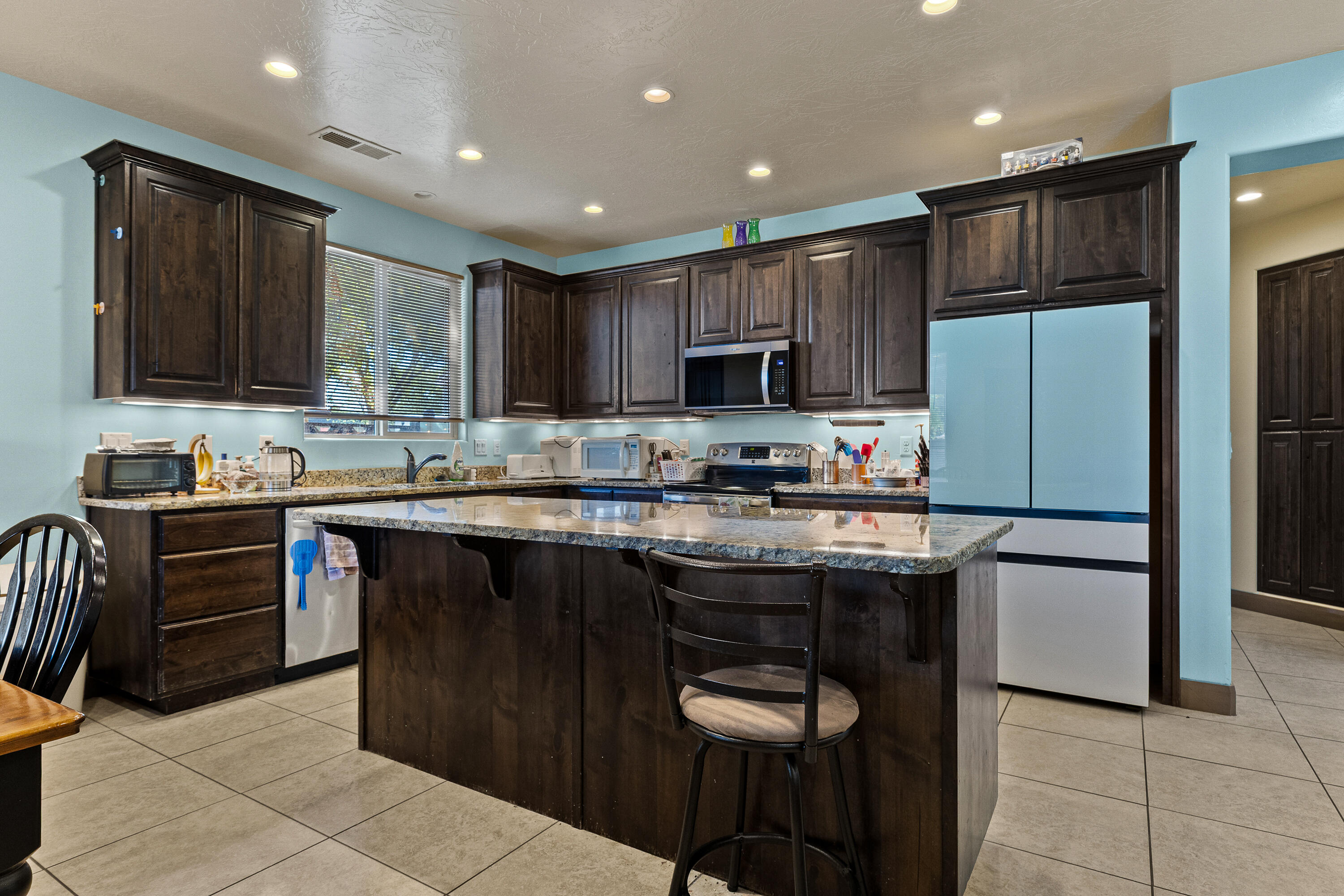 CLUFF MINOR - Residential