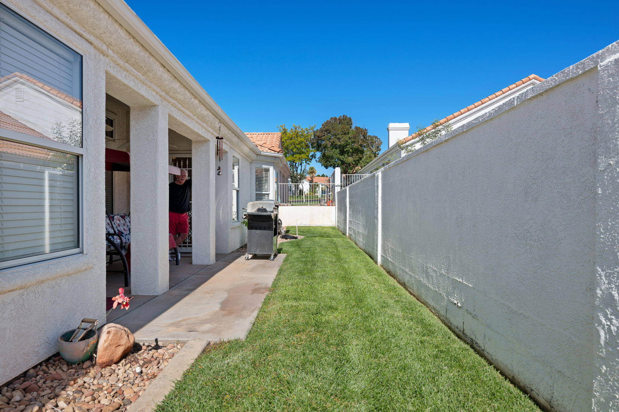 VISTA DEL SOL TOWNHOMES - Residential
