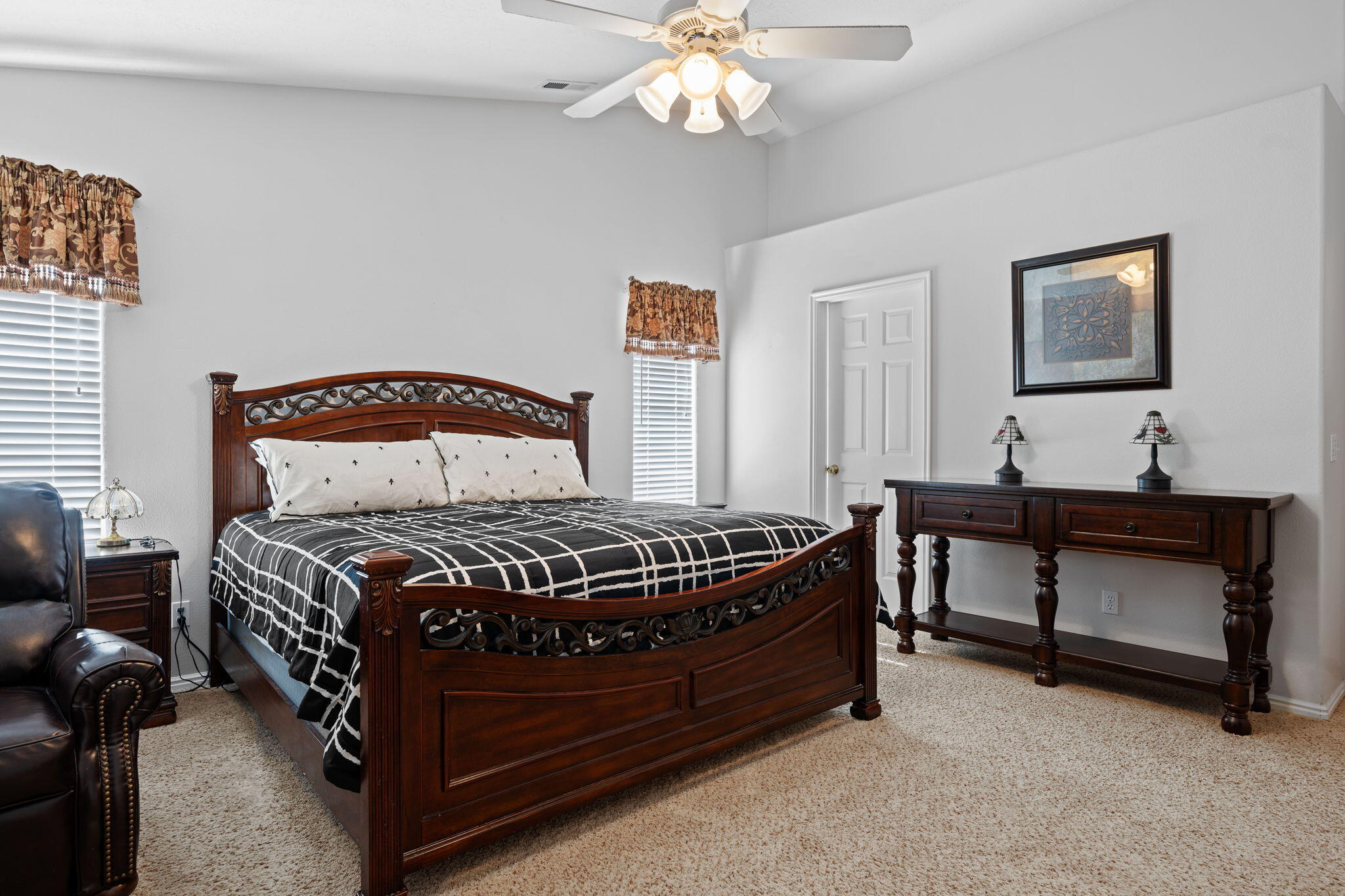 VISTA DEL SOL TOWNHOMES - Residential
