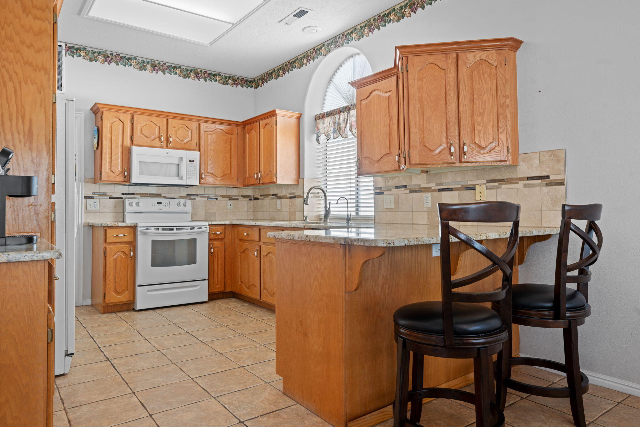 VISTA DEL SOL TOWNHOMES - Residential