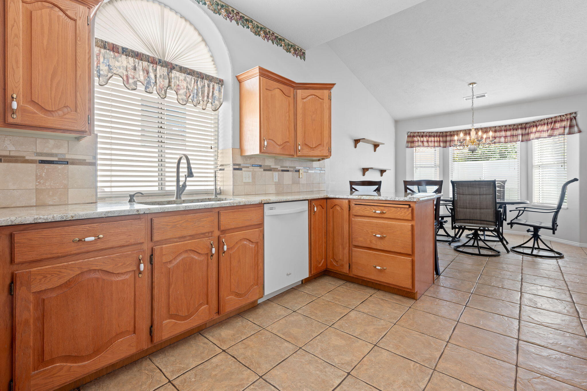 VISTA DEL SOL TOWNHOMES - Residential