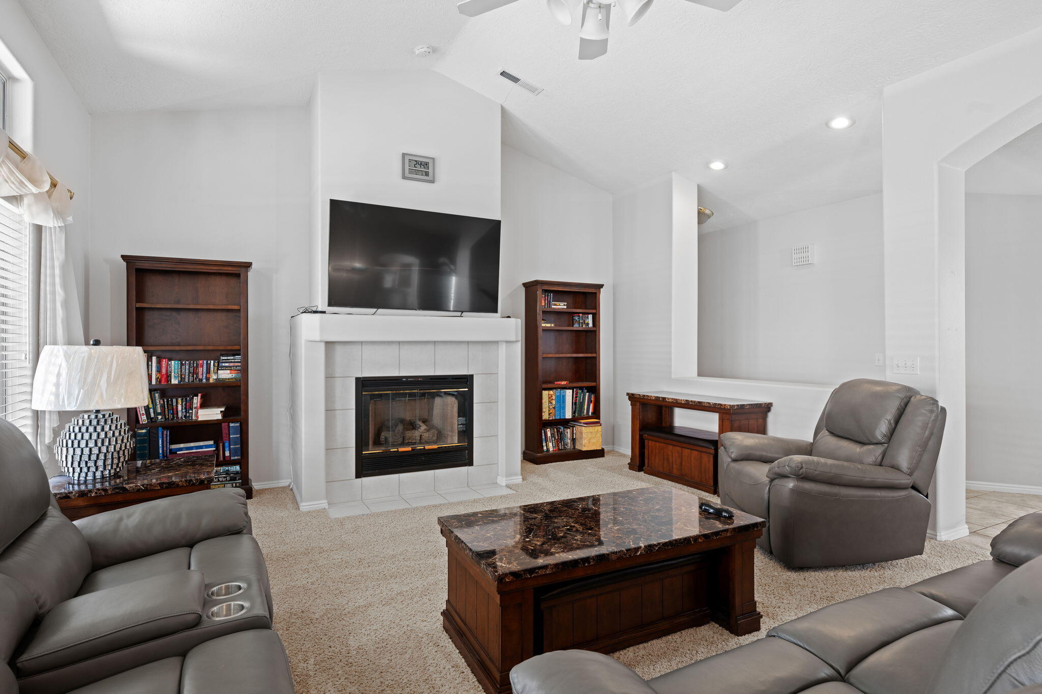 VISTA DEL SOL TOWNHOMES - Residential