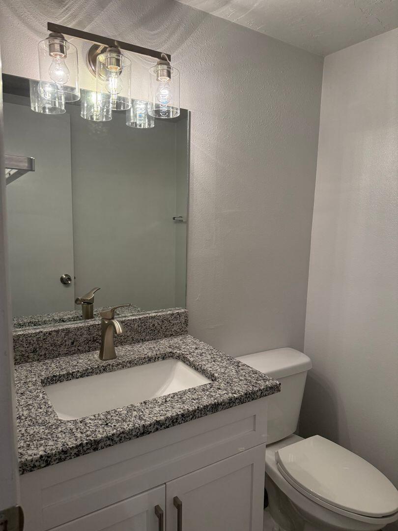QUITOBAQUITO CONDOS - Residential