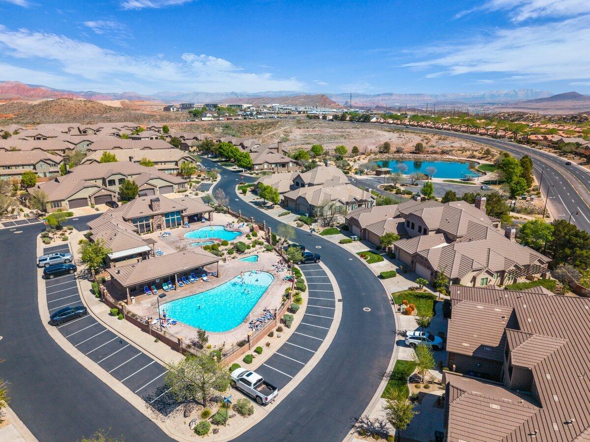CORAL RIDGE TOWNHOMES - Residential