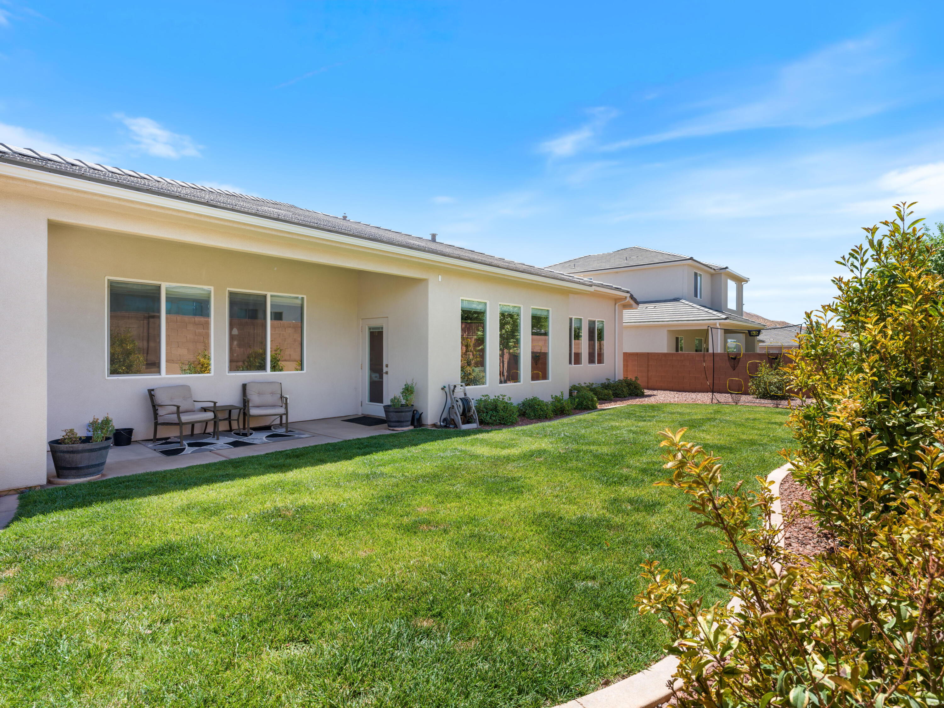 RIVERBEND AT SUNRISE VALLEY - Residential