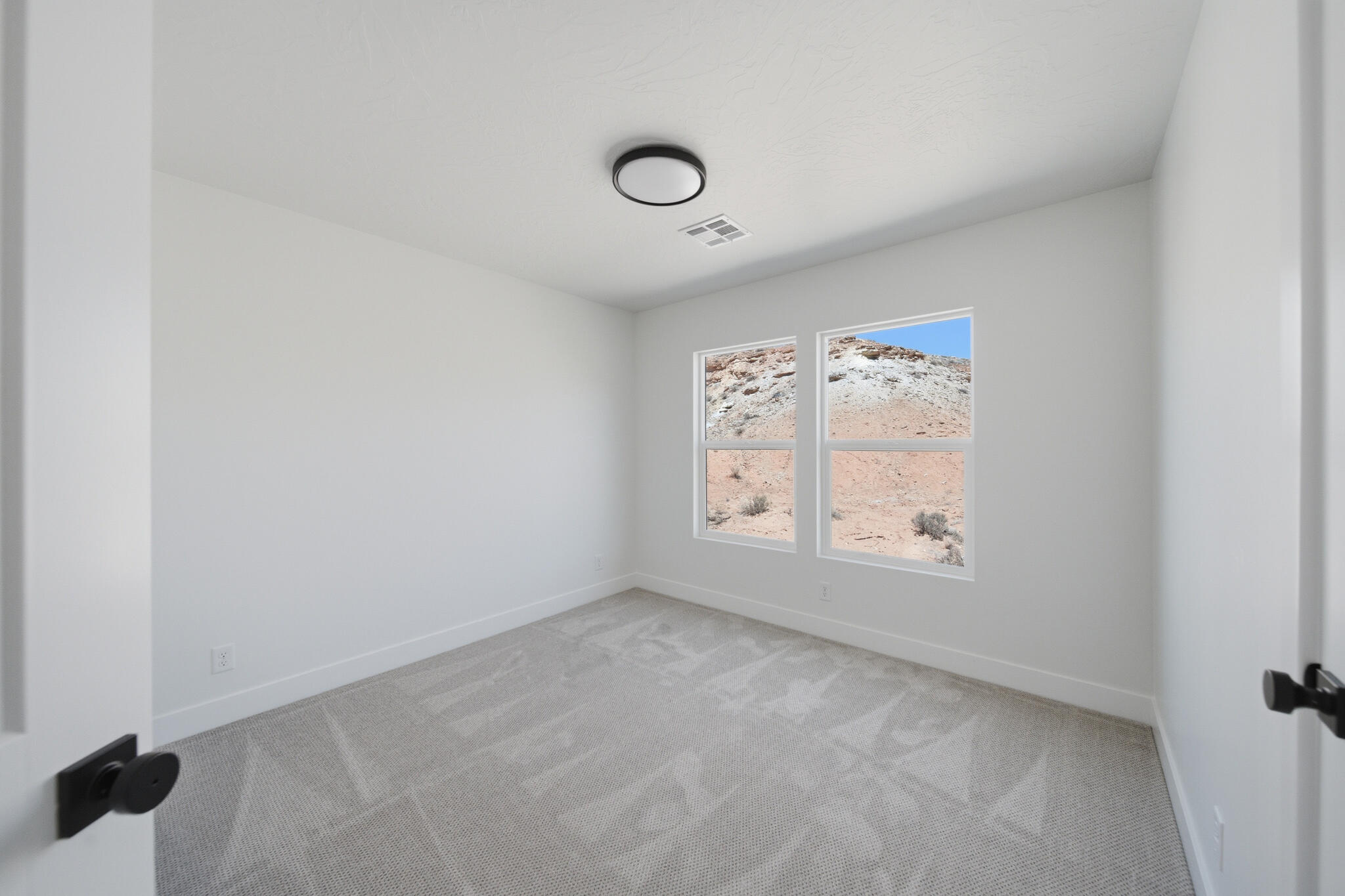 WHITE DOME TOWNHOMES - Residential
