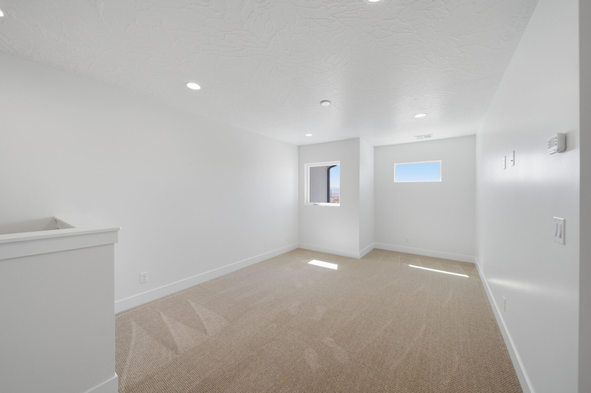 WHITE DOME TOWNHOMES - Residential
