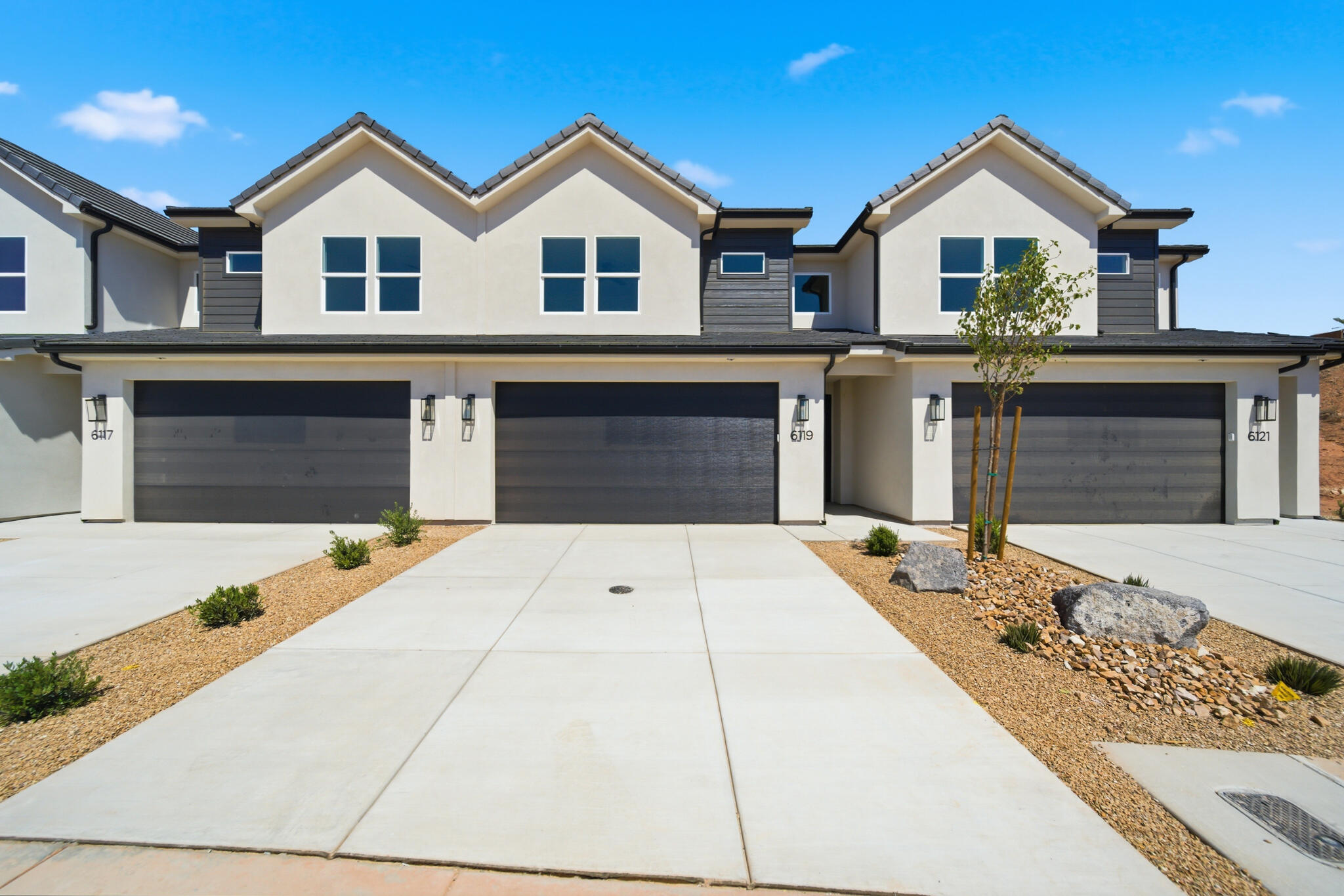 WHITE DOME TOWNHOMES - Residential
