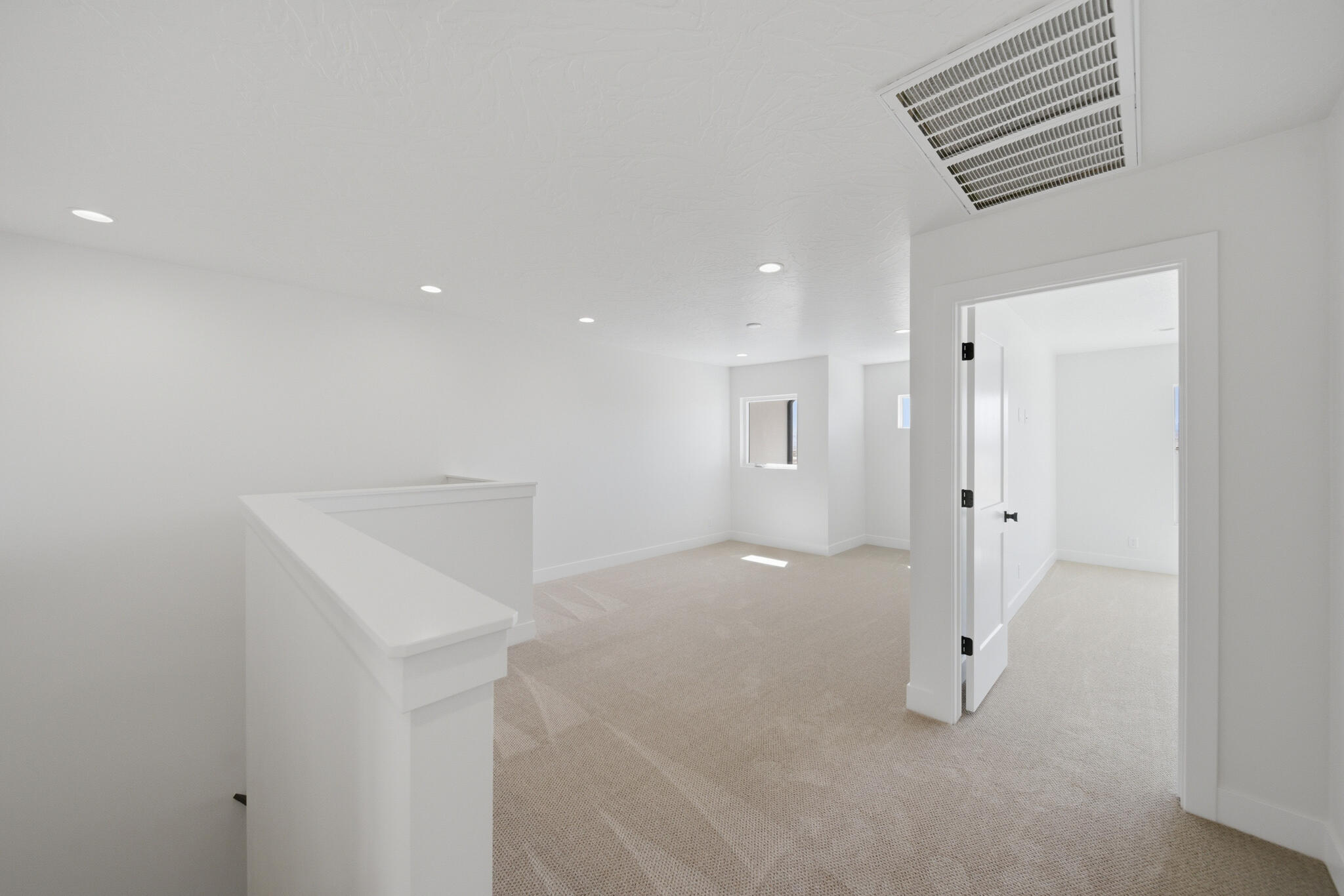 WHITE DOME TOWNHOMES - Residential