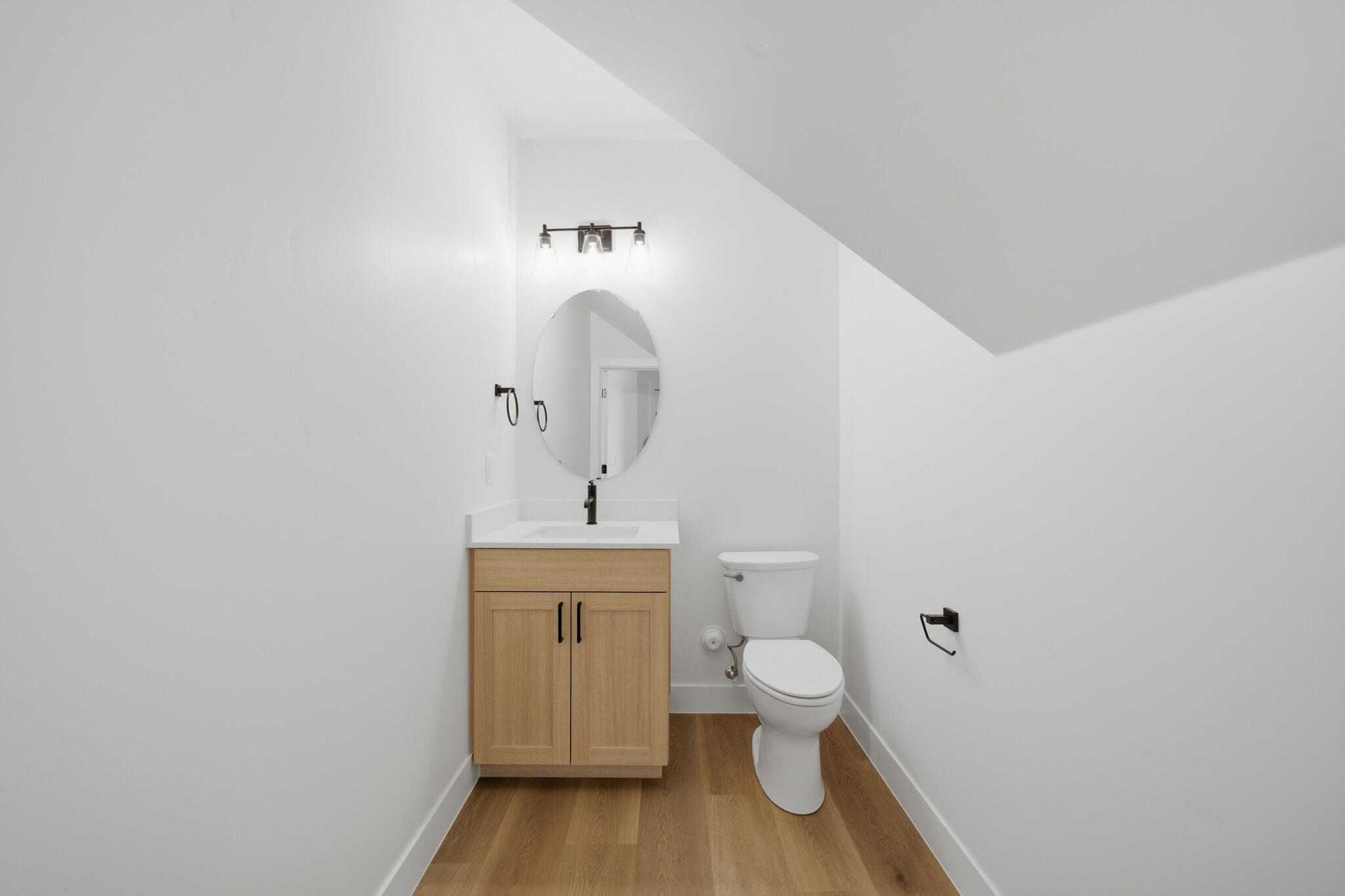 WHITE DOME TOWNHOMES - Residential