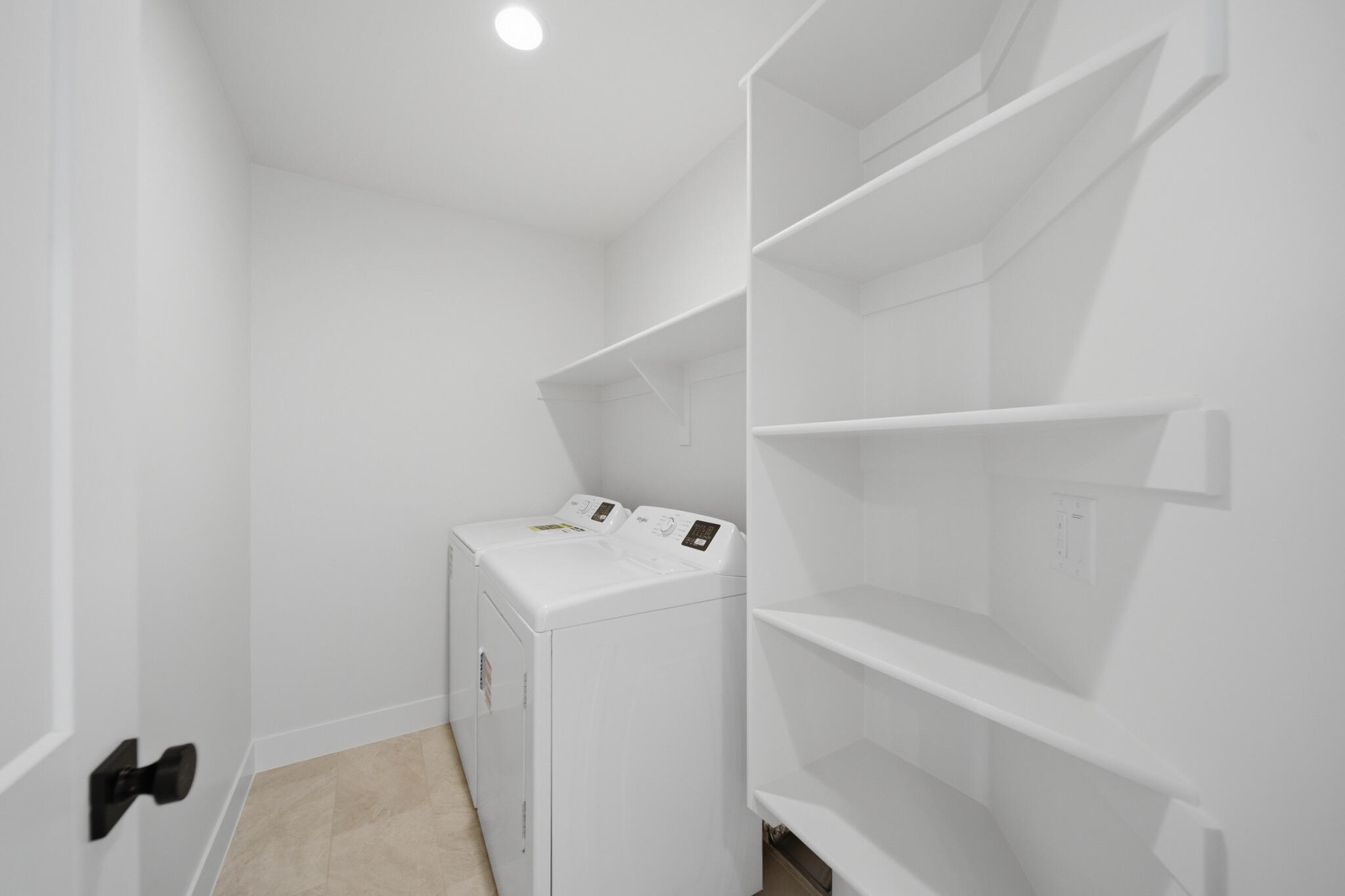 WHITE DOME TOWNHOMES - Residential