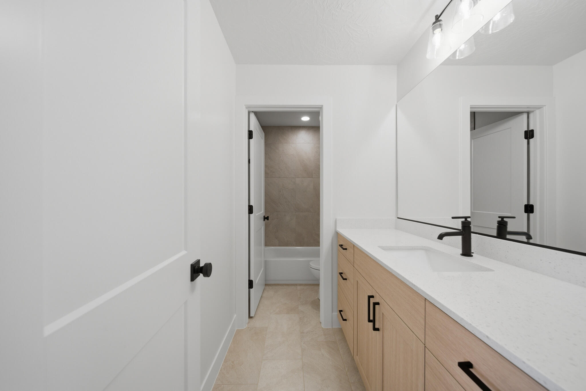 WHITE DOME TOWNHOMES - Residential