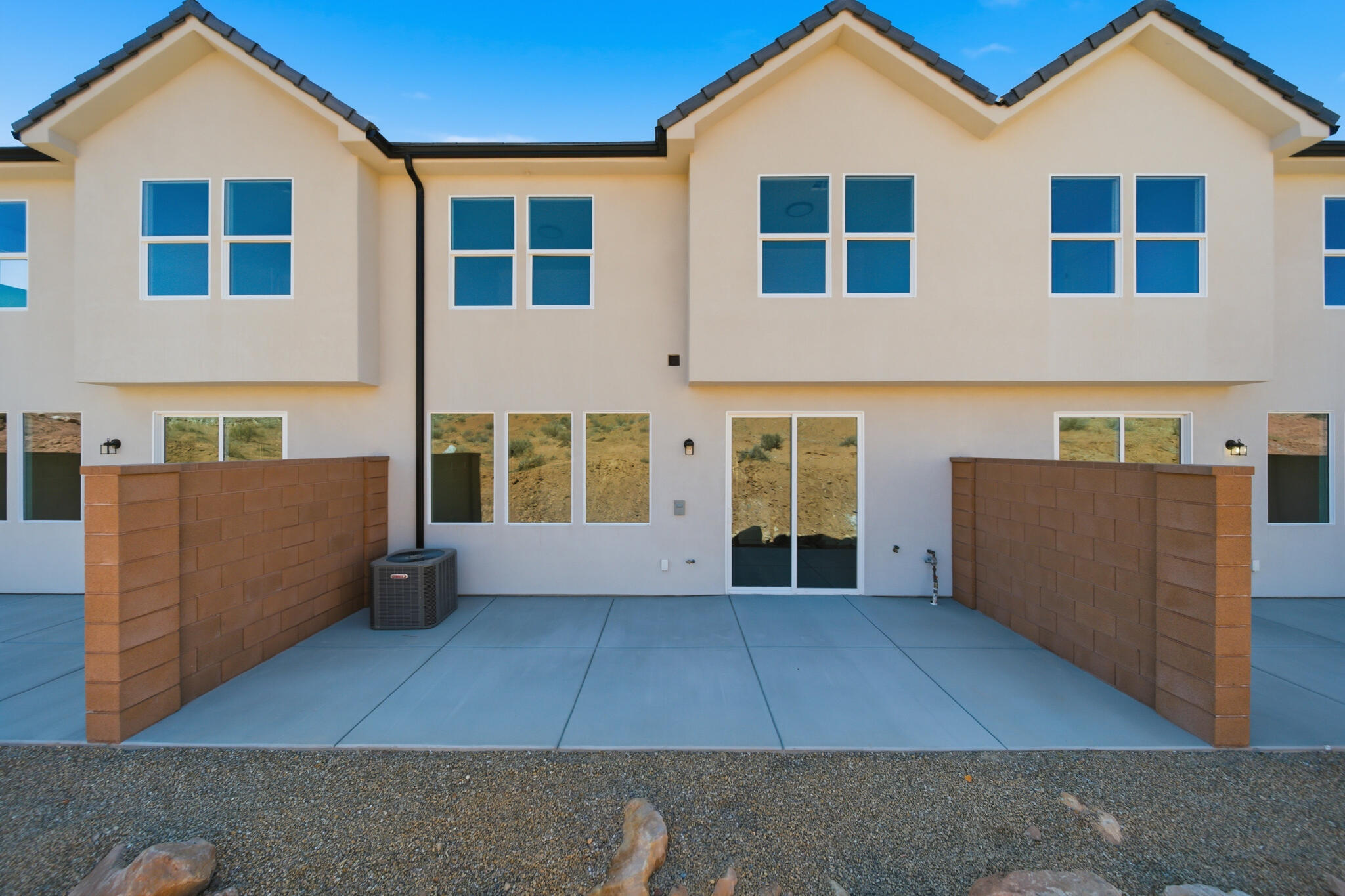WHITE DOME TOWNHOMES - Residential