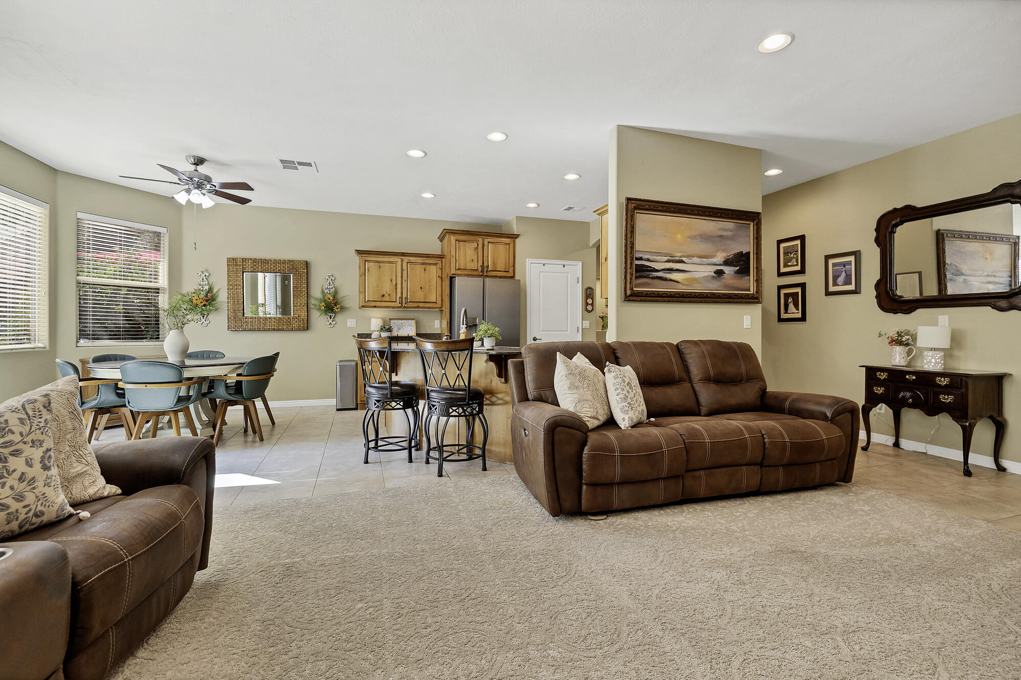 DESERT HILLS - Residential