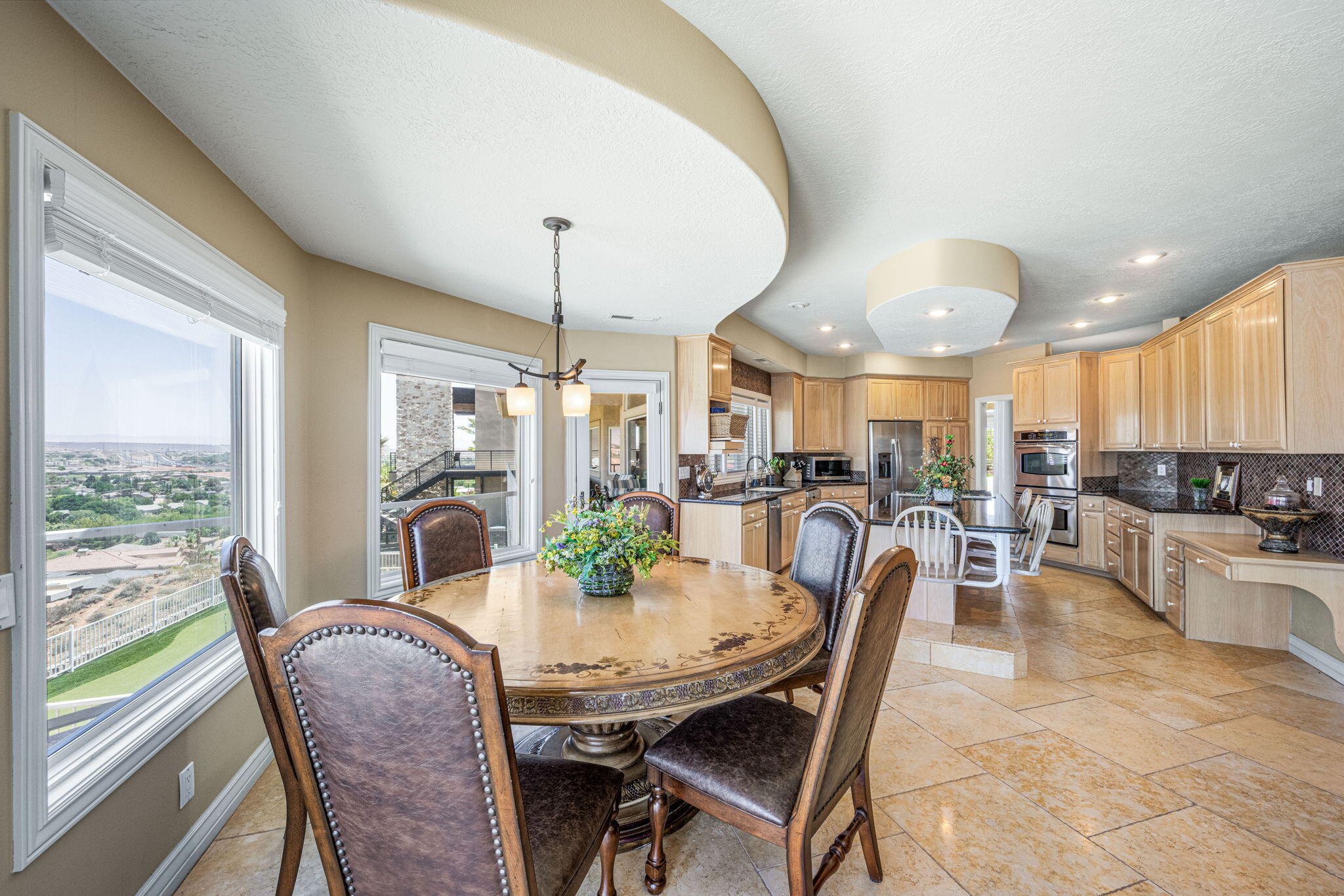LION'S HEAD HILLTOP ESTATES AT GREEN SPRINGS - Residential