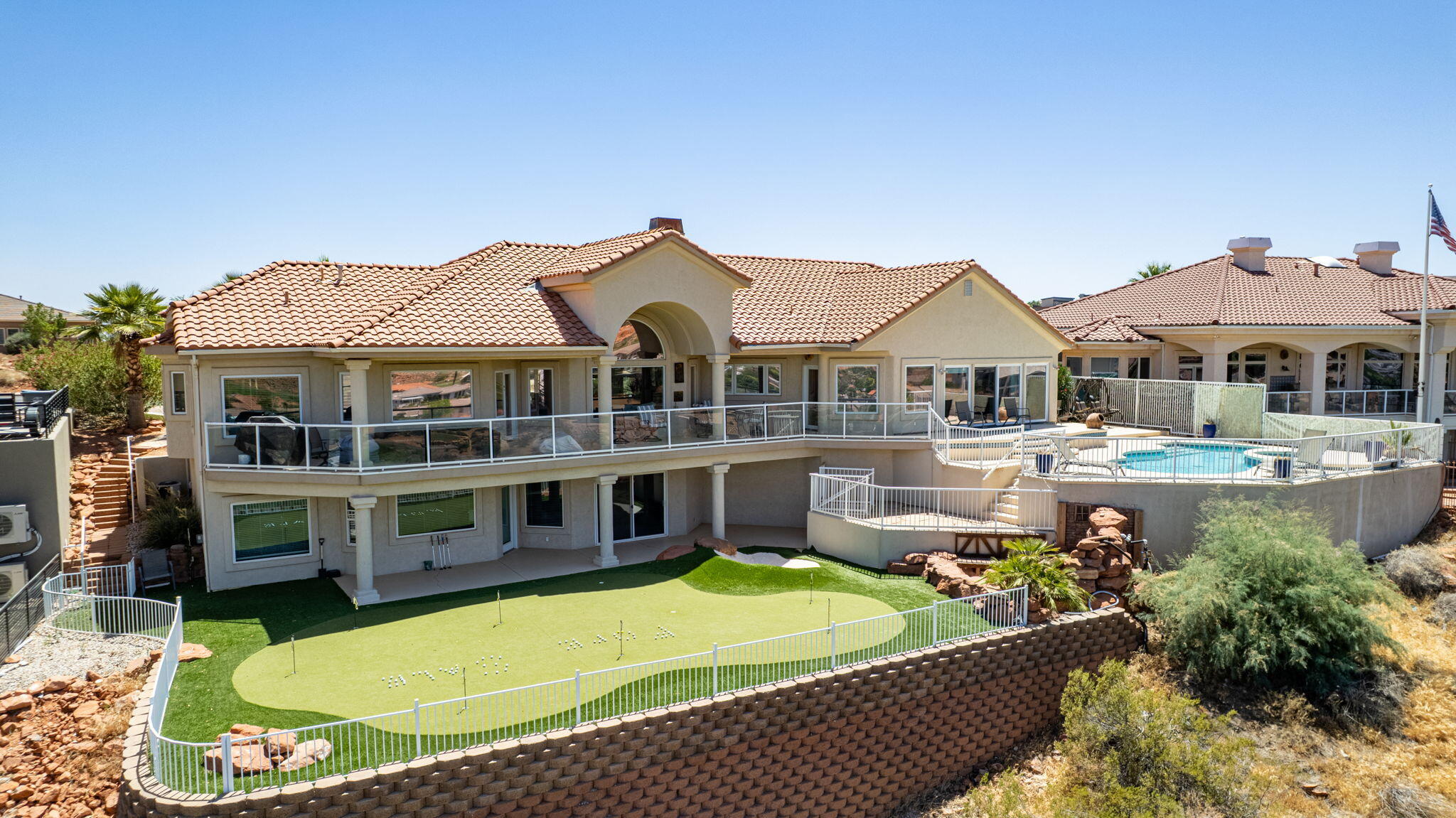 LION'S HEAD HILLTOP ESTATES AT GREEN SPRINGS - Residential