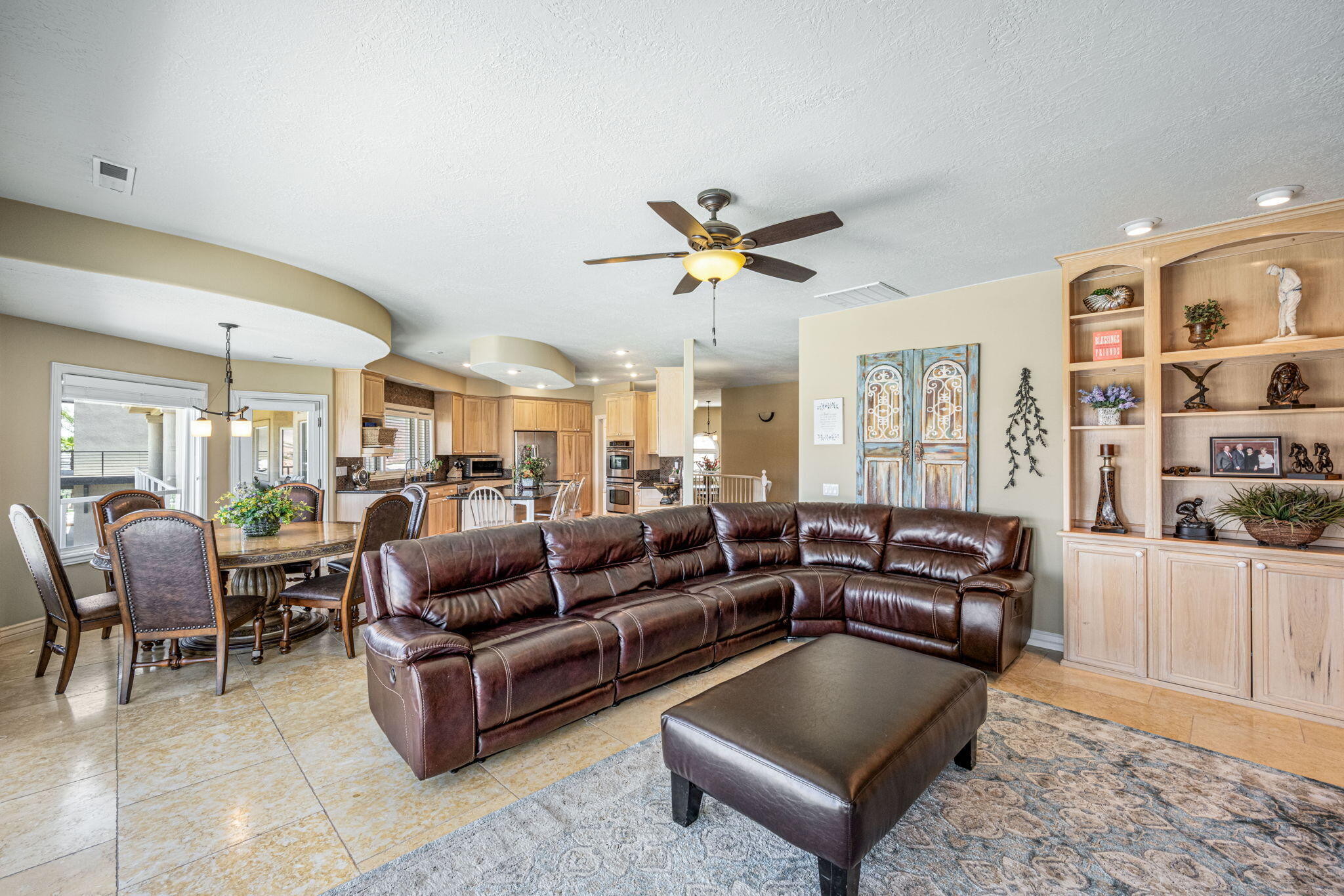 LION'S HEAD HILLTOP ESTATES AT GREEN SPRINGS - Residential