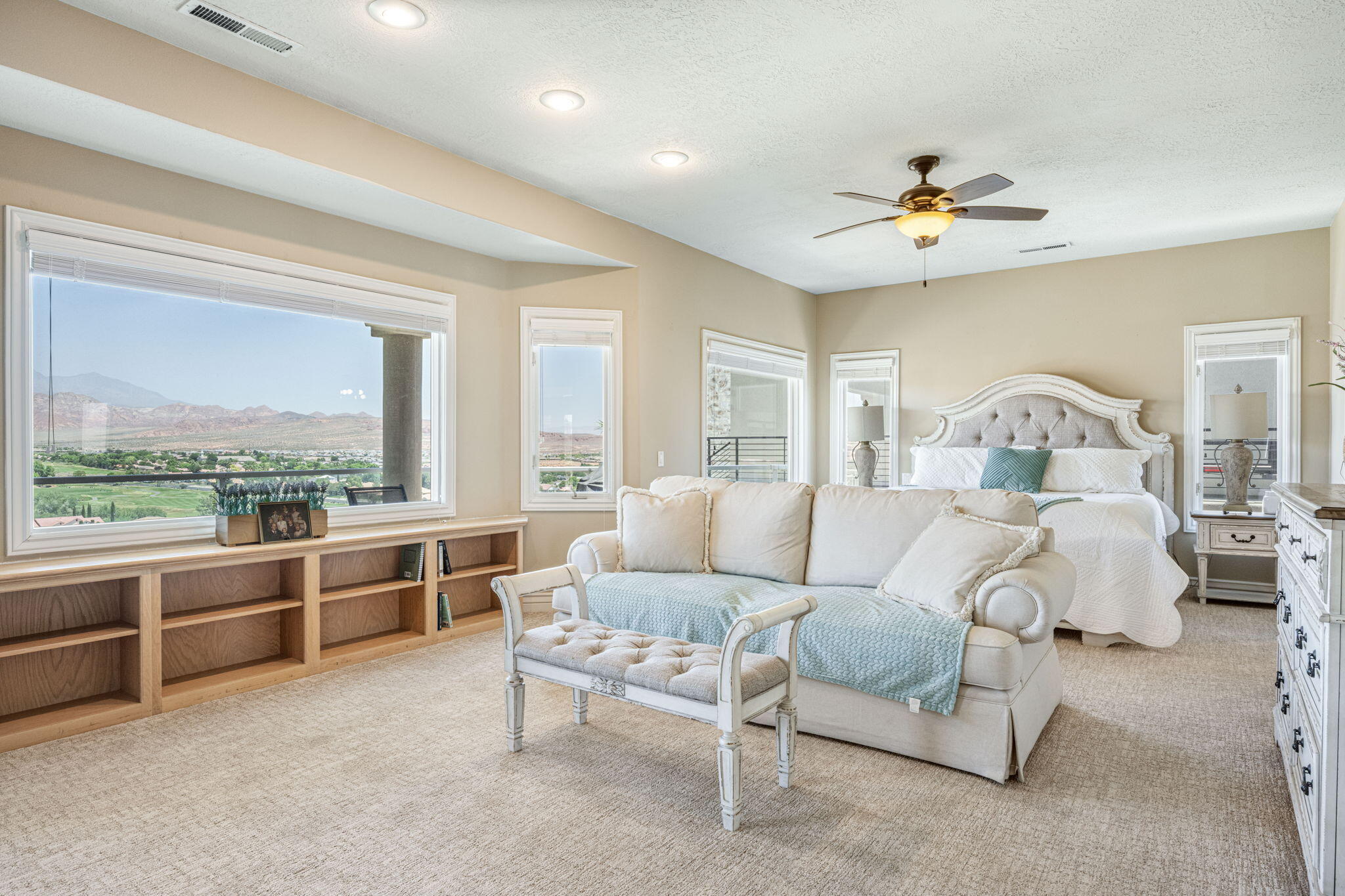 LION'S HEAD HILLTOP ESTATES AT GREEN SPRINGS - Residential