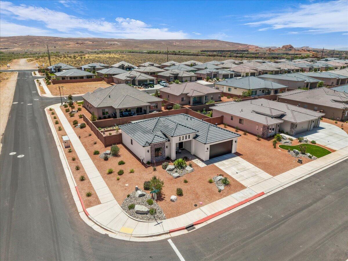 SEDERO AT DESERT SANDS - Residential