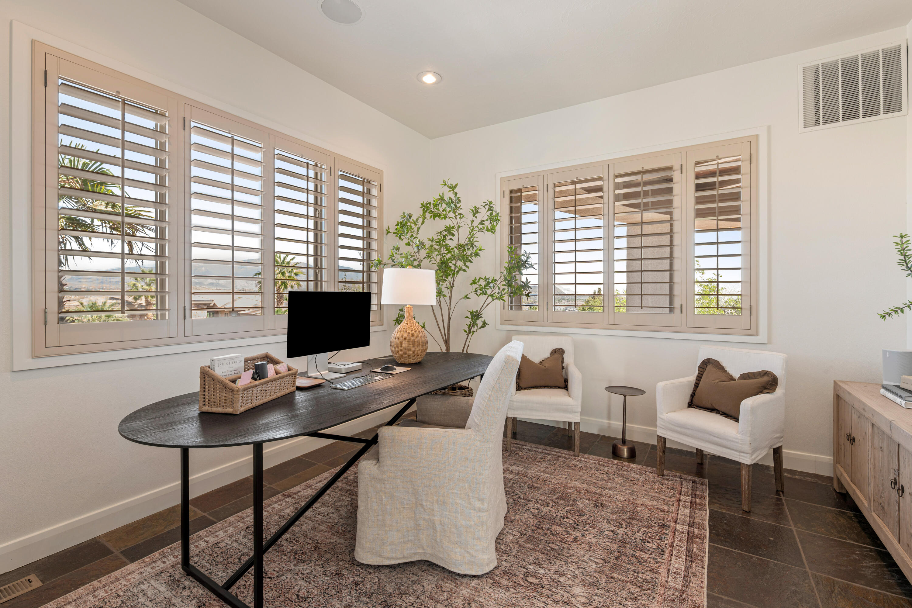 STONE CLIFF - Residential