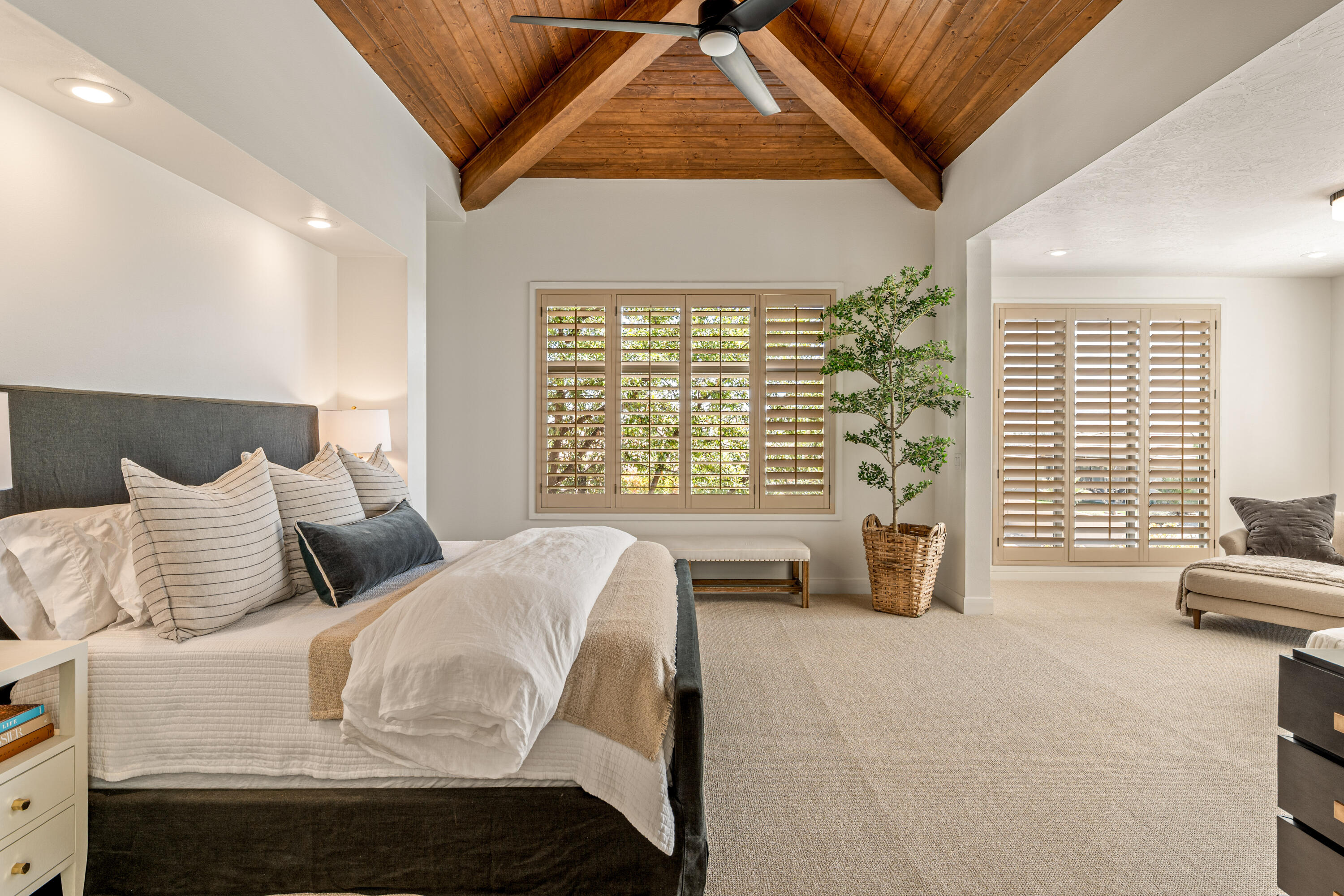 STONE CLIFF - Residential