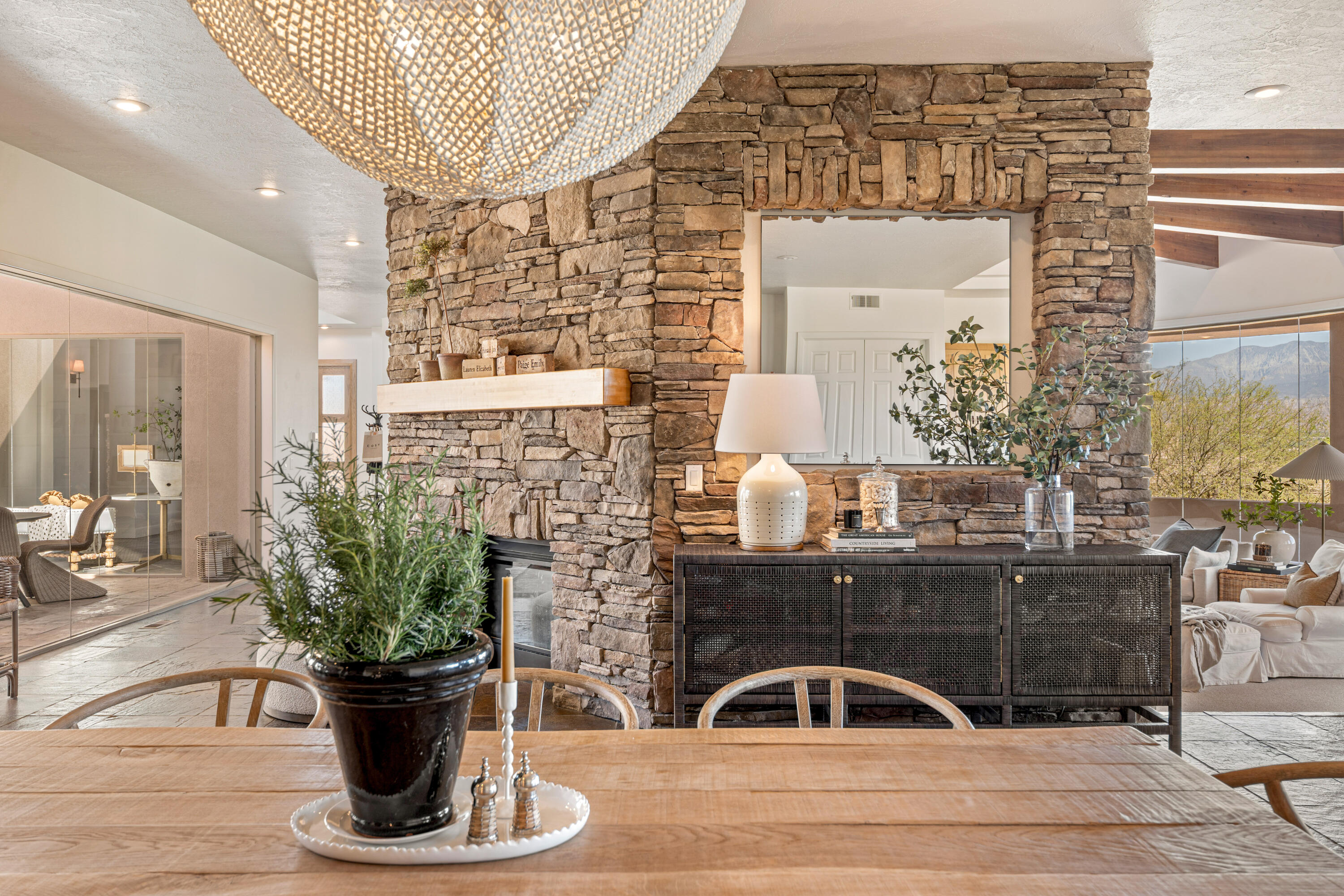 STONE CLIFF - Residential