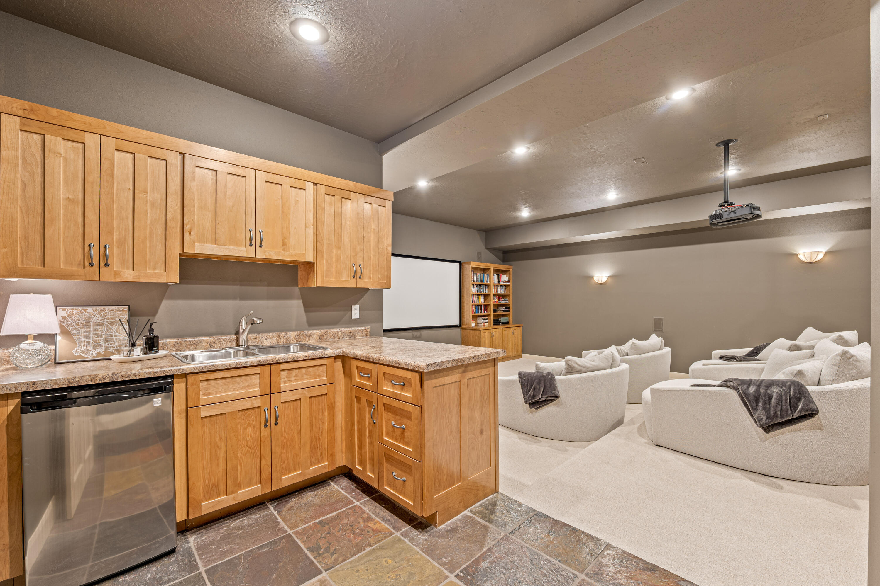 STONE CLIFF - Residential