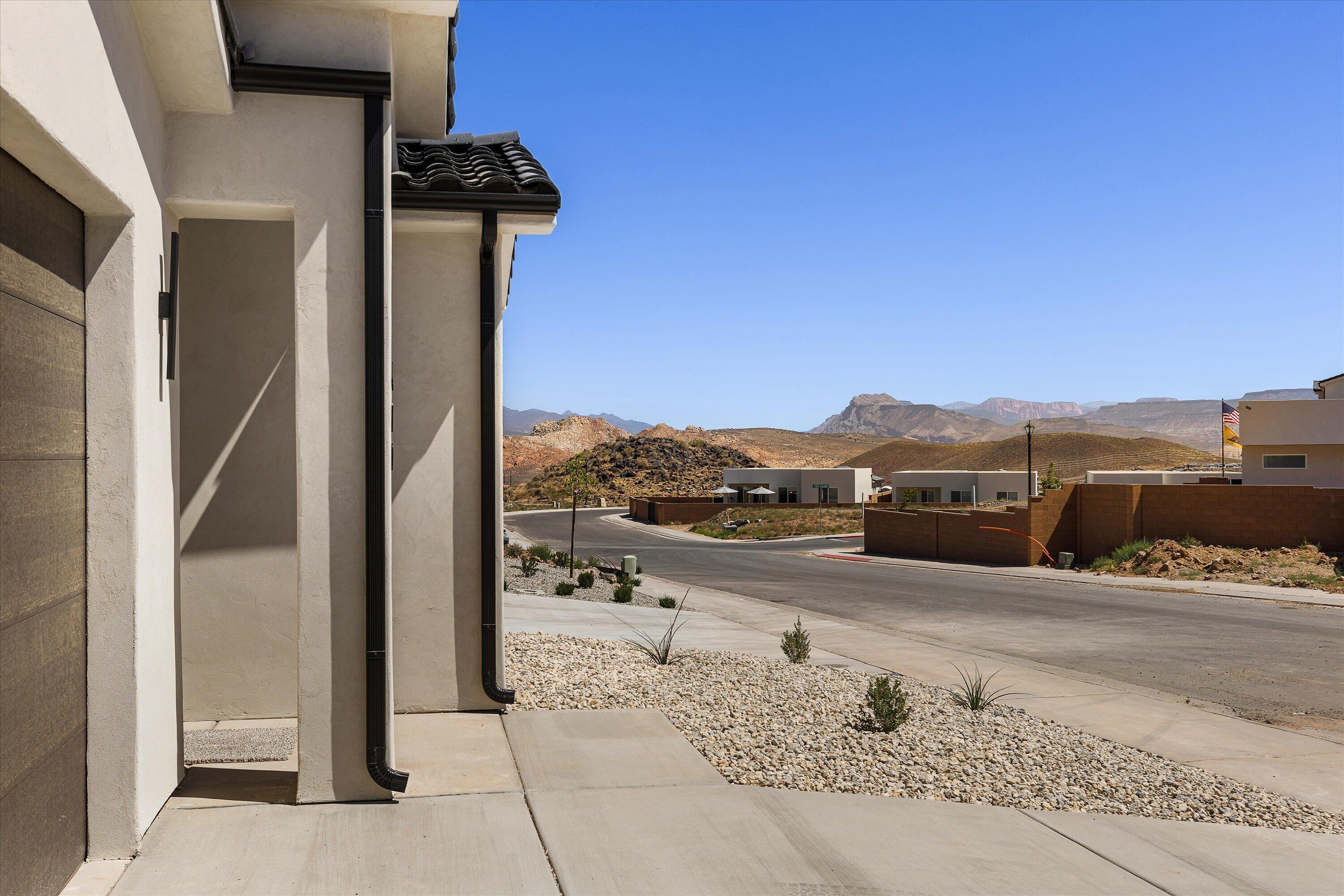HURRICANE VIEWS - Residential