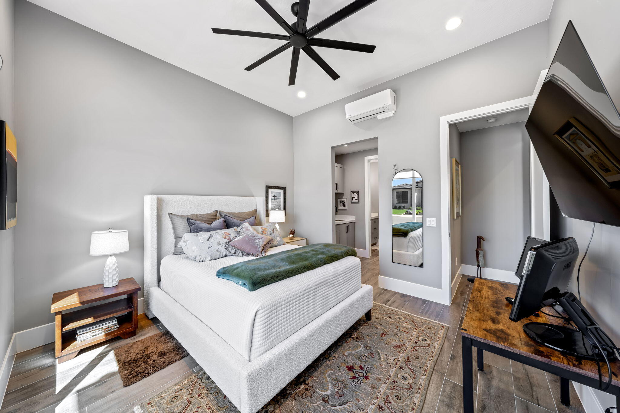 SOLACE AT SANTA CLARA - Residential