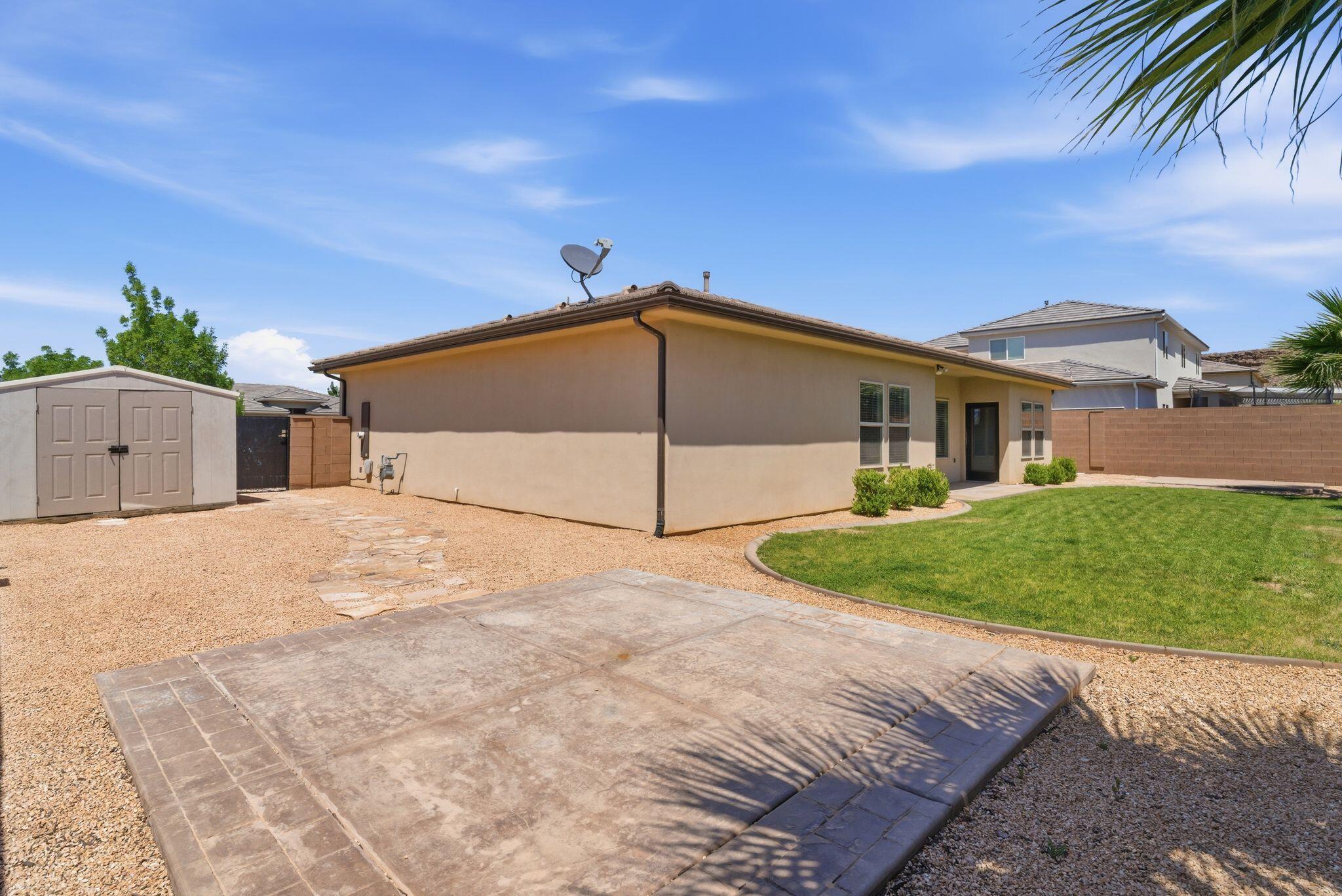 SEQUOIA ESTATES - Residential